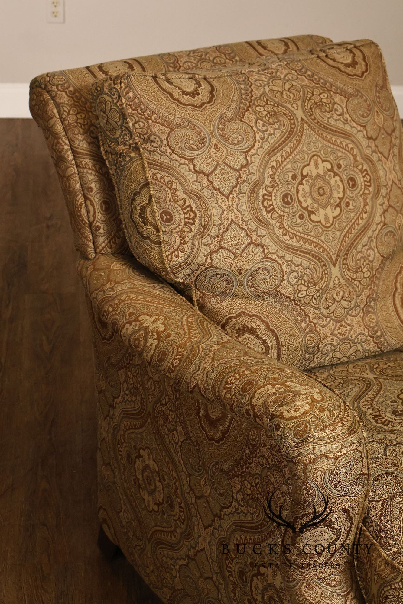 Bassett Traditional Style Upholstered Lounge Chair