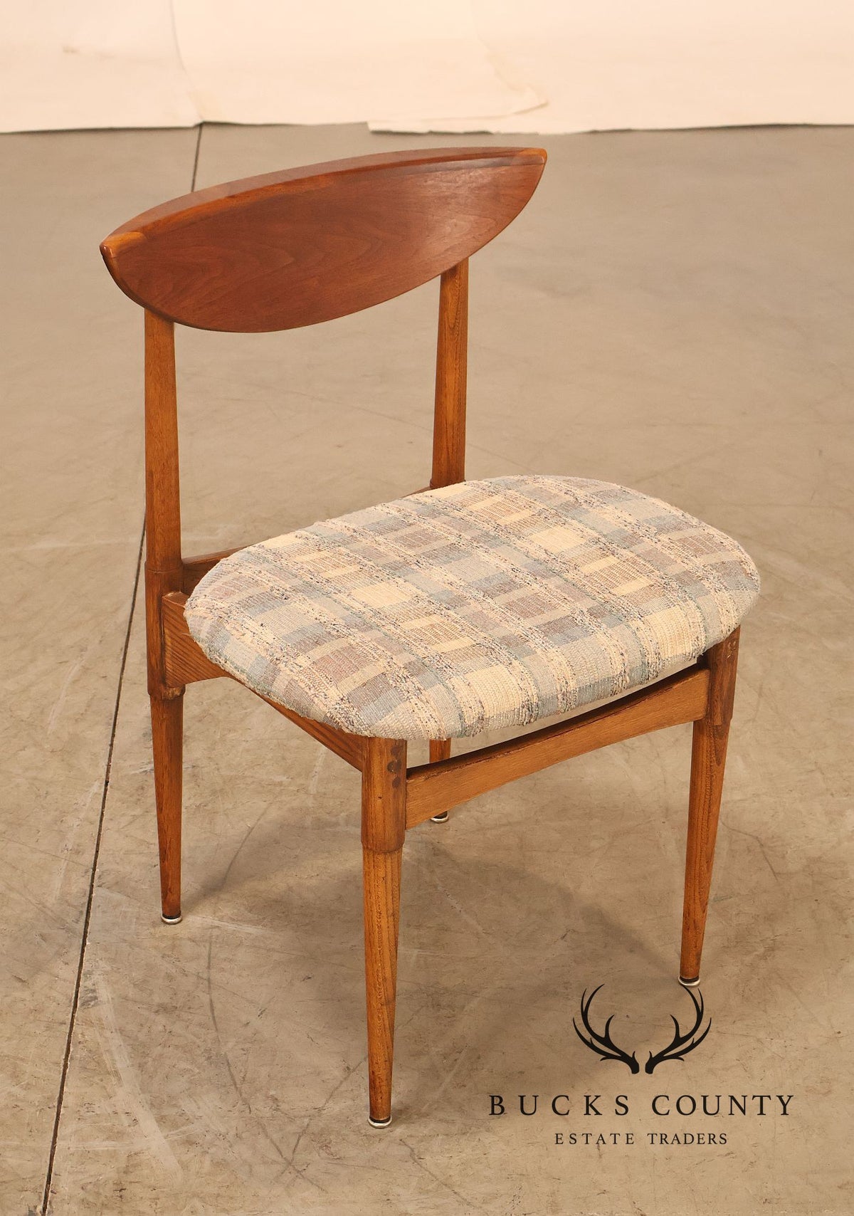 Lane Perception Mid Century Modern Walnut Side Chair