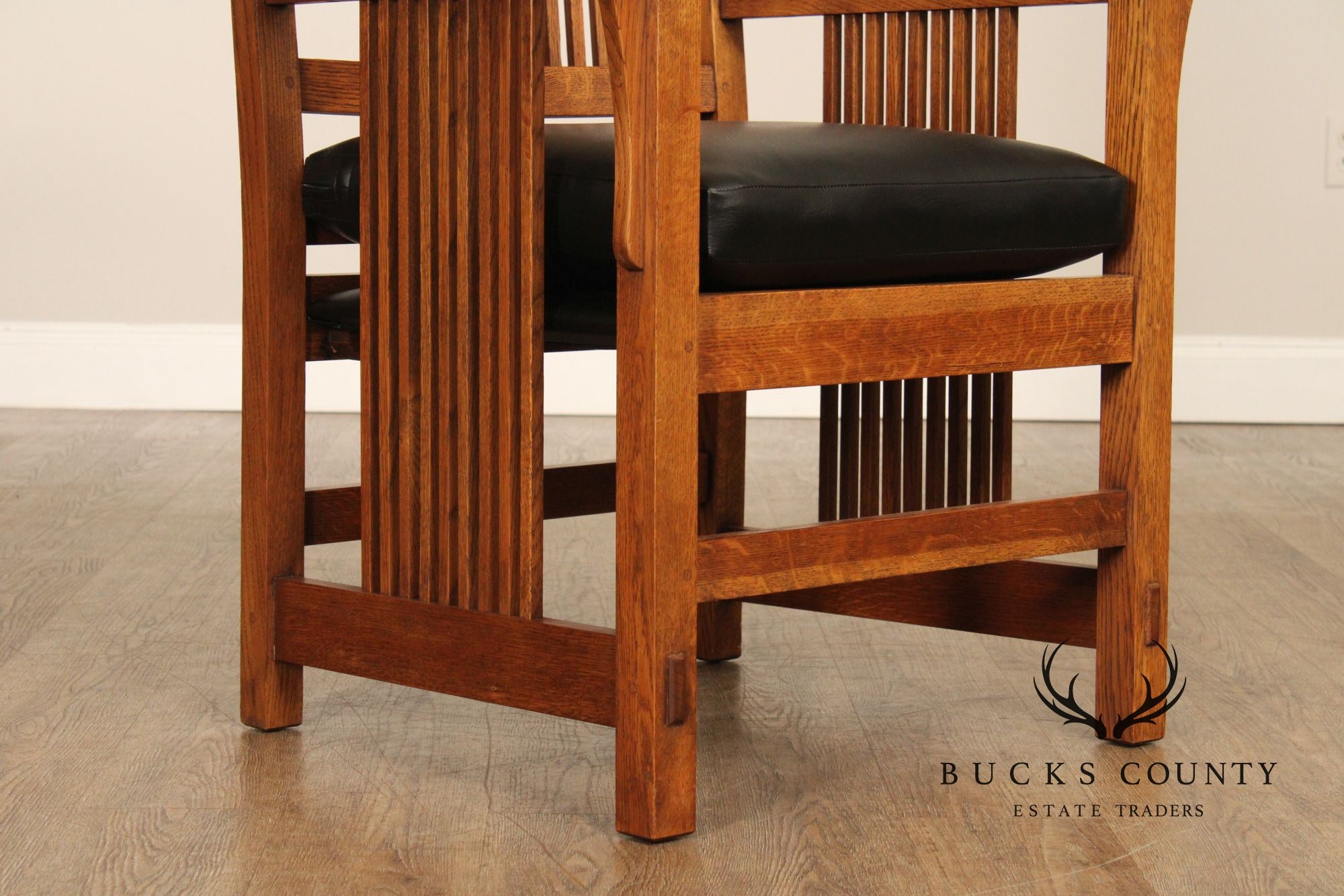 Stickley Mission Collection Set Of Eight Oak Spindle Back Dining Chairs