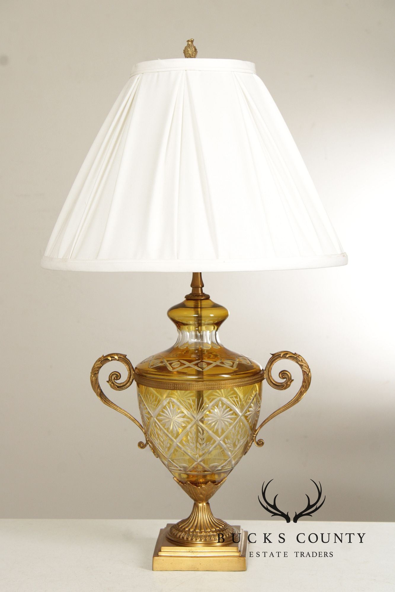 Ethan Allen Amber Glass Urn Table Lamp