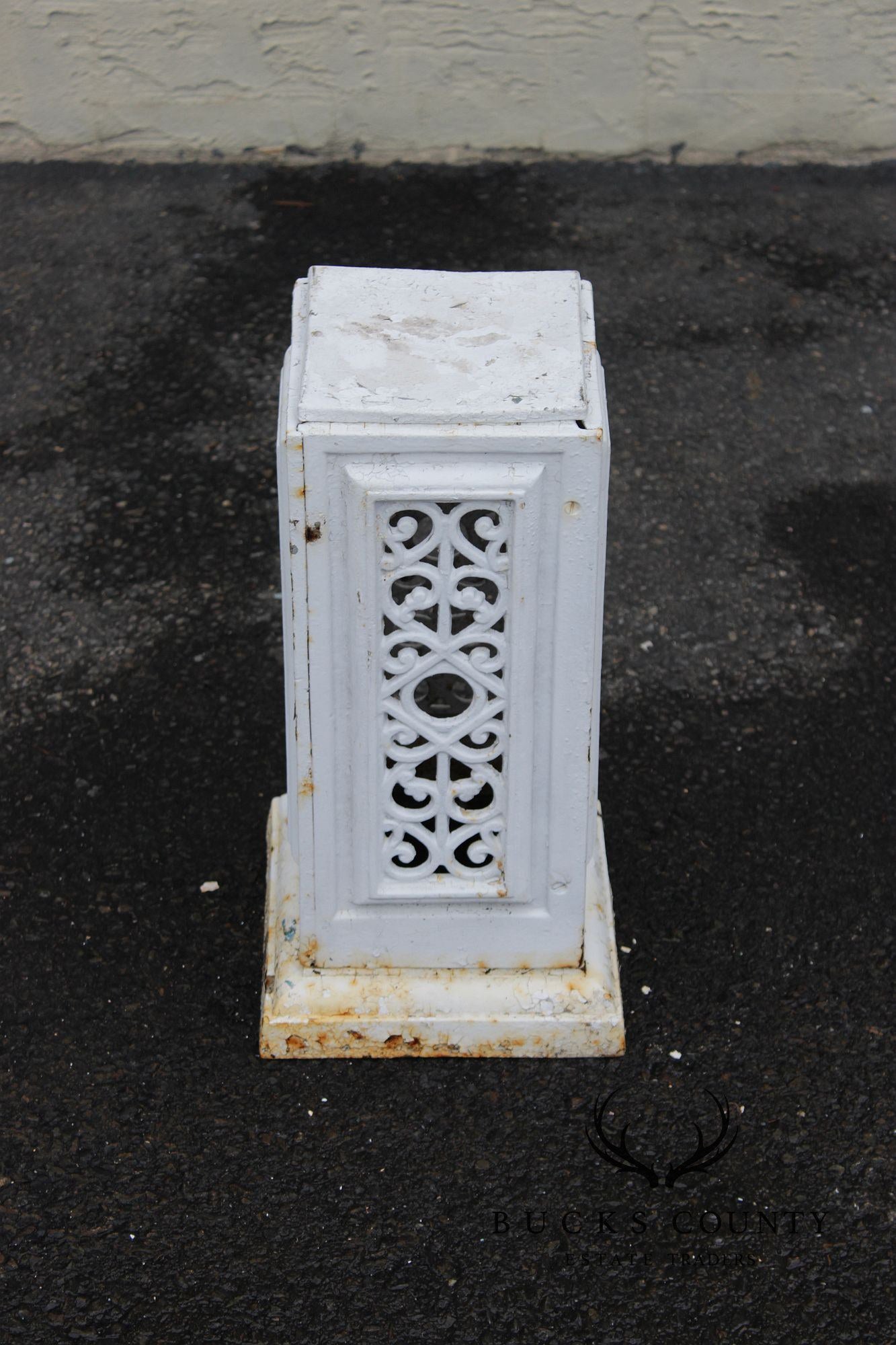 Vintage Cast Iron Garden Pedestal