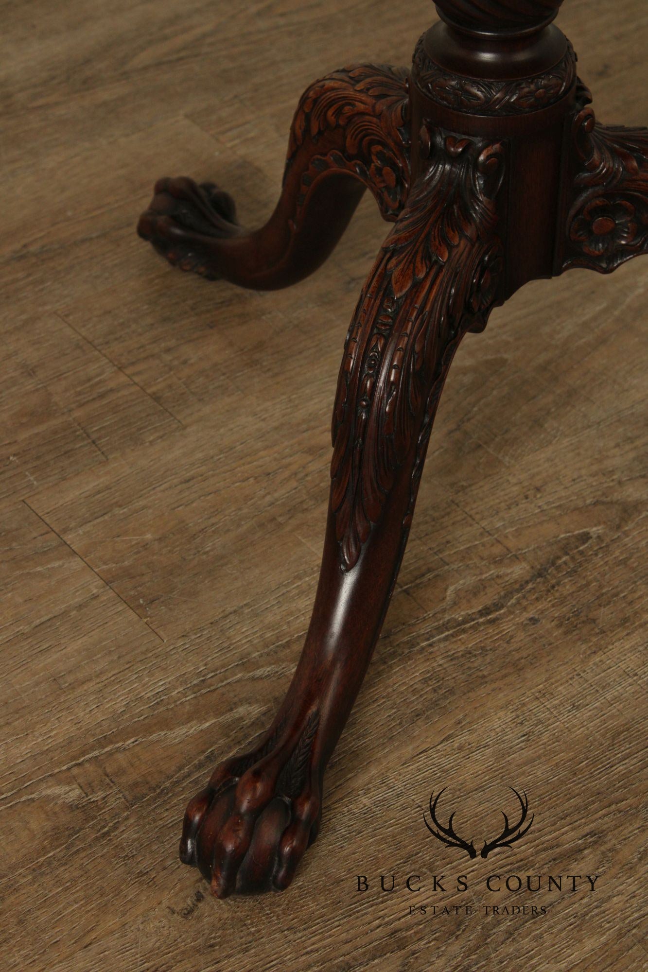 Schmieg and Kotzian Georgian Style Mahogany Pie Crust Table