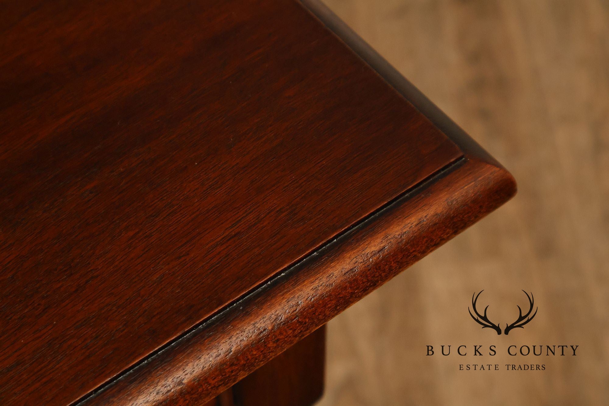 Bench Made Pair Of Sheraton Style Solid Mahogany Nightstands End Tables