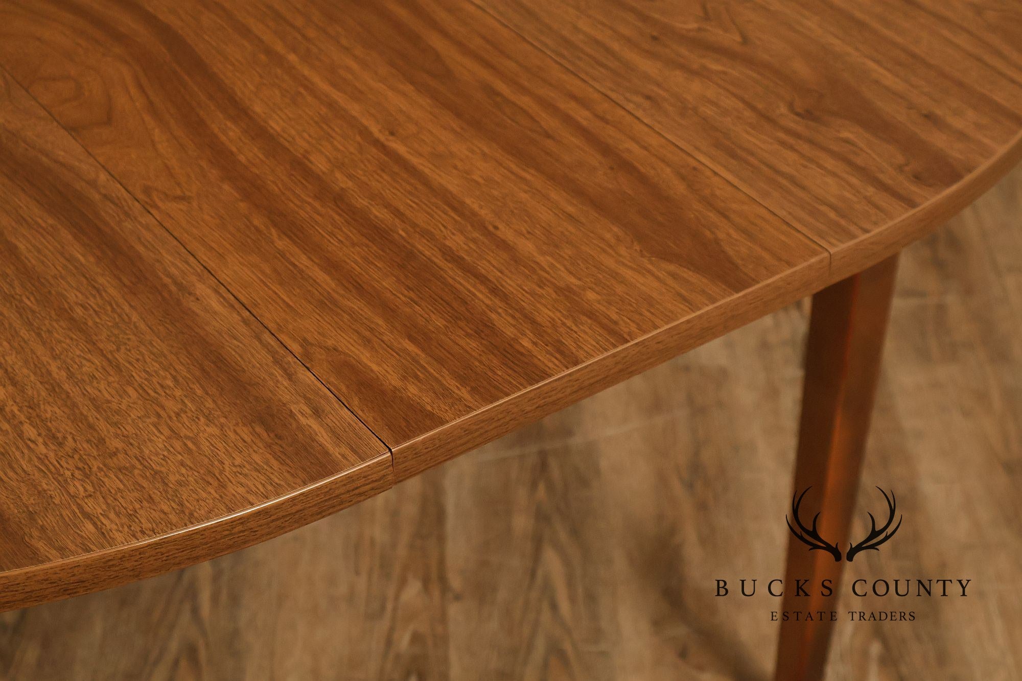 Mid Century Modern Round Expandable Dining Table
