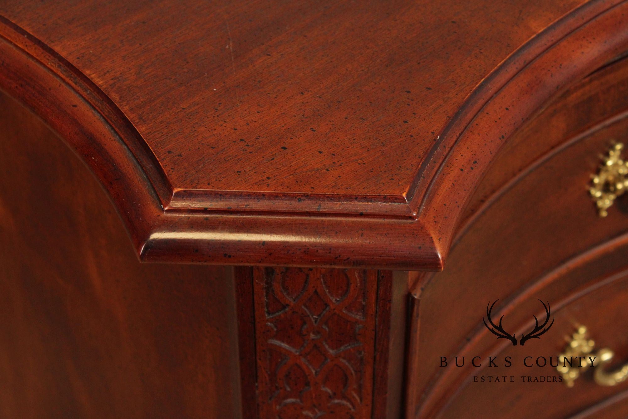 Century Furniture Georgian Style Mahogany Bachelor's Chest