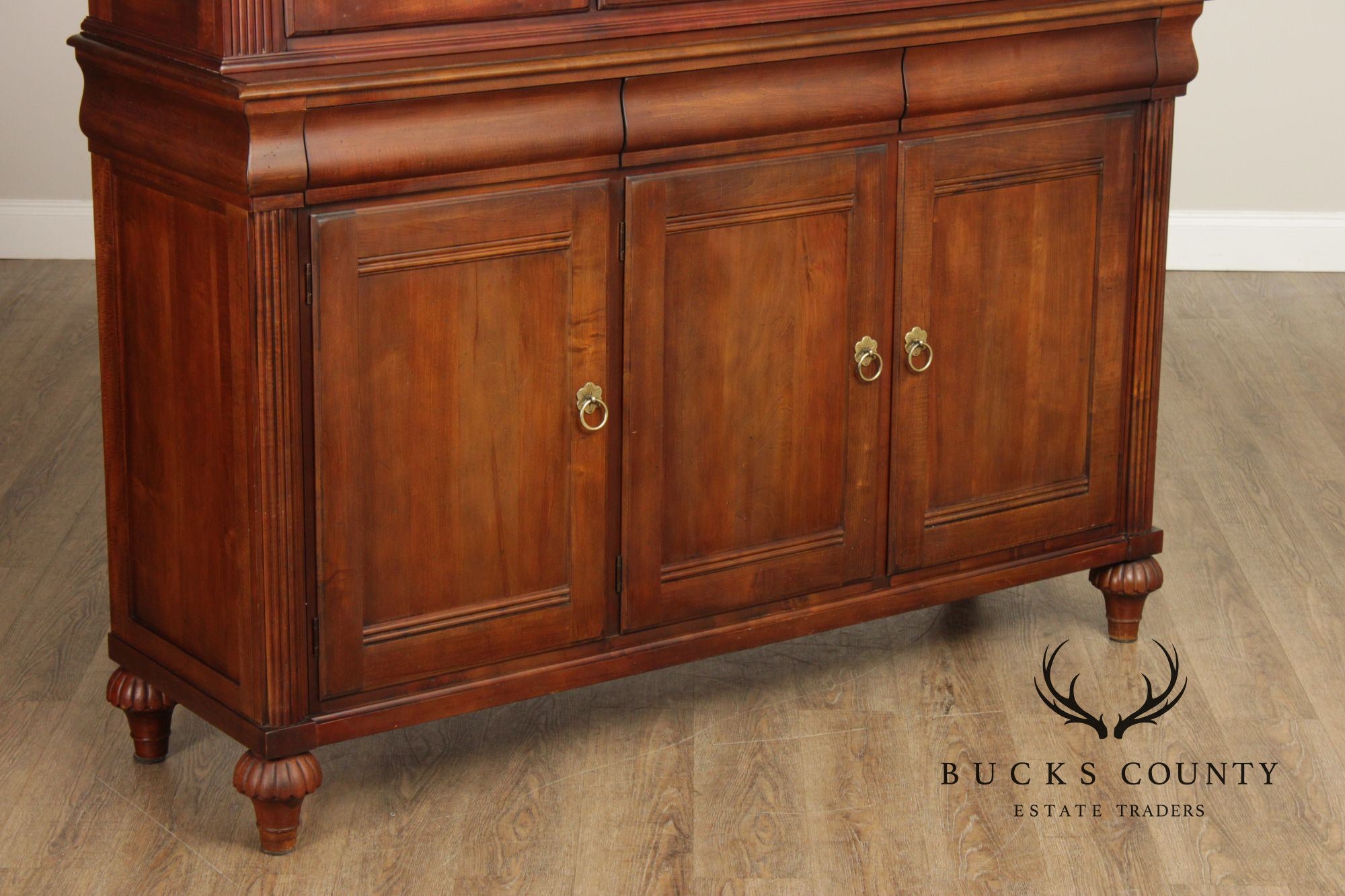 Ethan Allen British Classics Collection China Cabinet