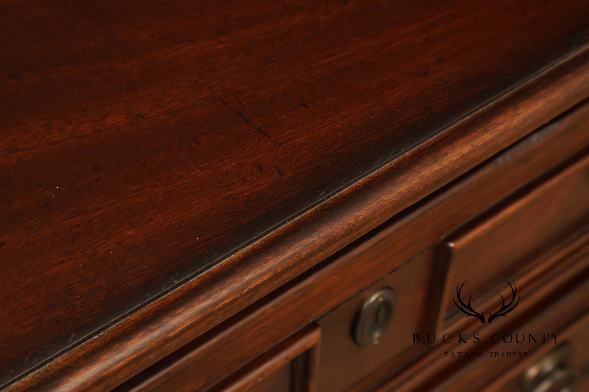 Grafton Street Mahogany Pair of Bedside Chests Nightstands
