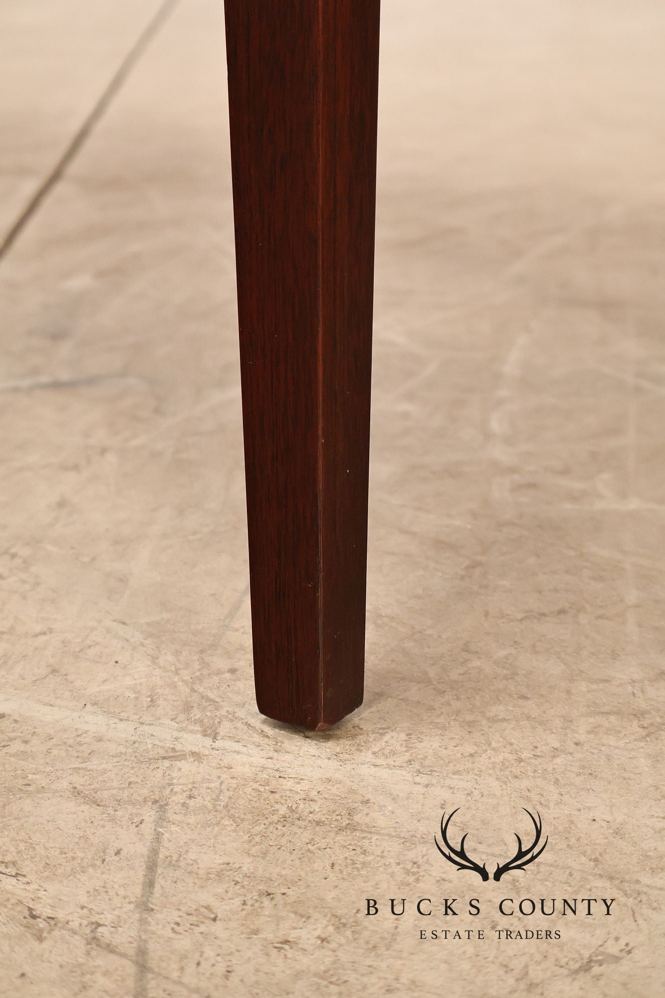 Wellington Hall Mahogany Federal Style Kneehole Console