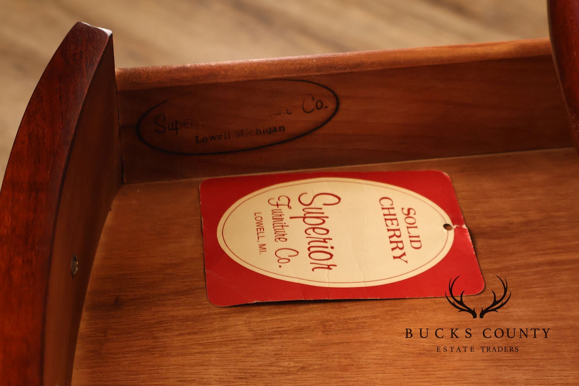 Superior Furniture Company Traditional Oval Cherry Petite Writing Desk