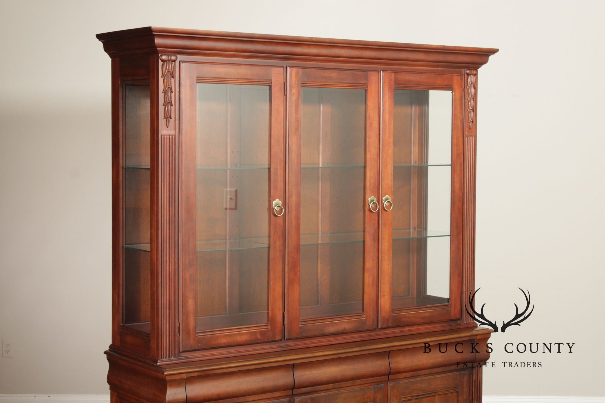 Ethan Allen British Classics Collection China Cabinet
