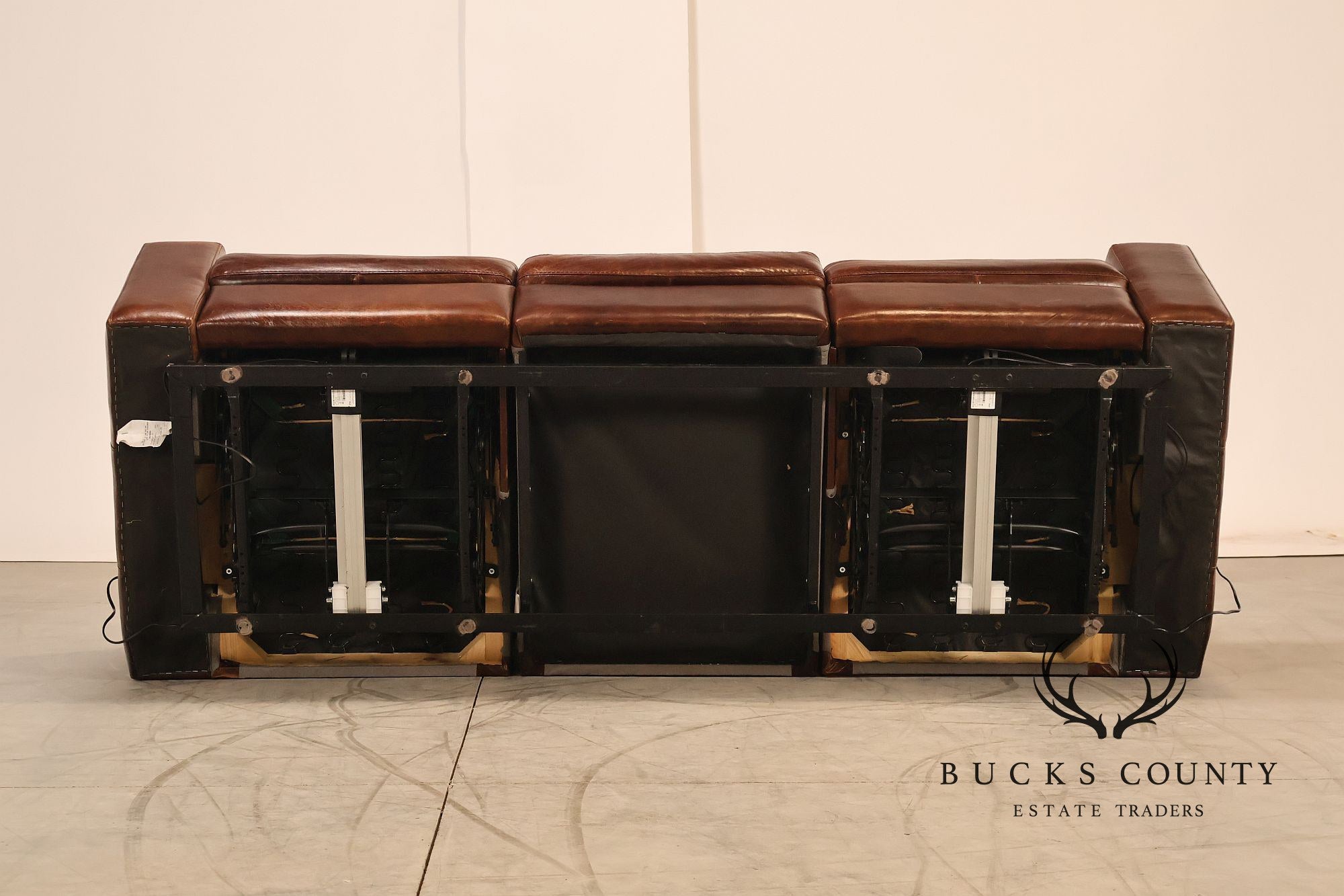 Soft Line Pair of 'Energia' Leather Power Reclining Sofas