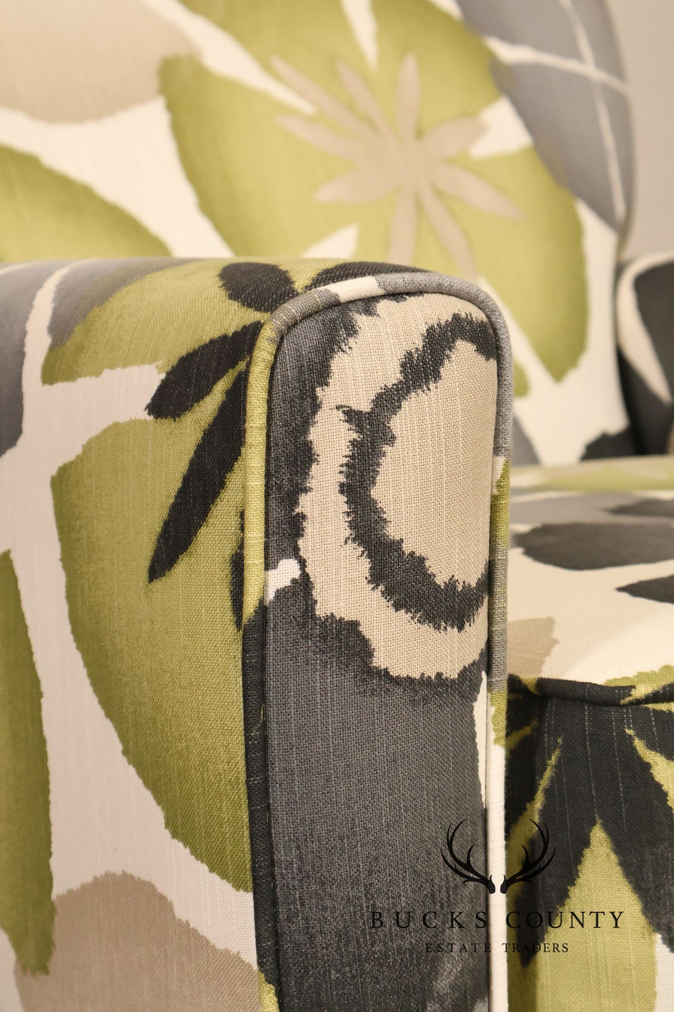 Fusion Furniture 'Daine' Accent Armchair