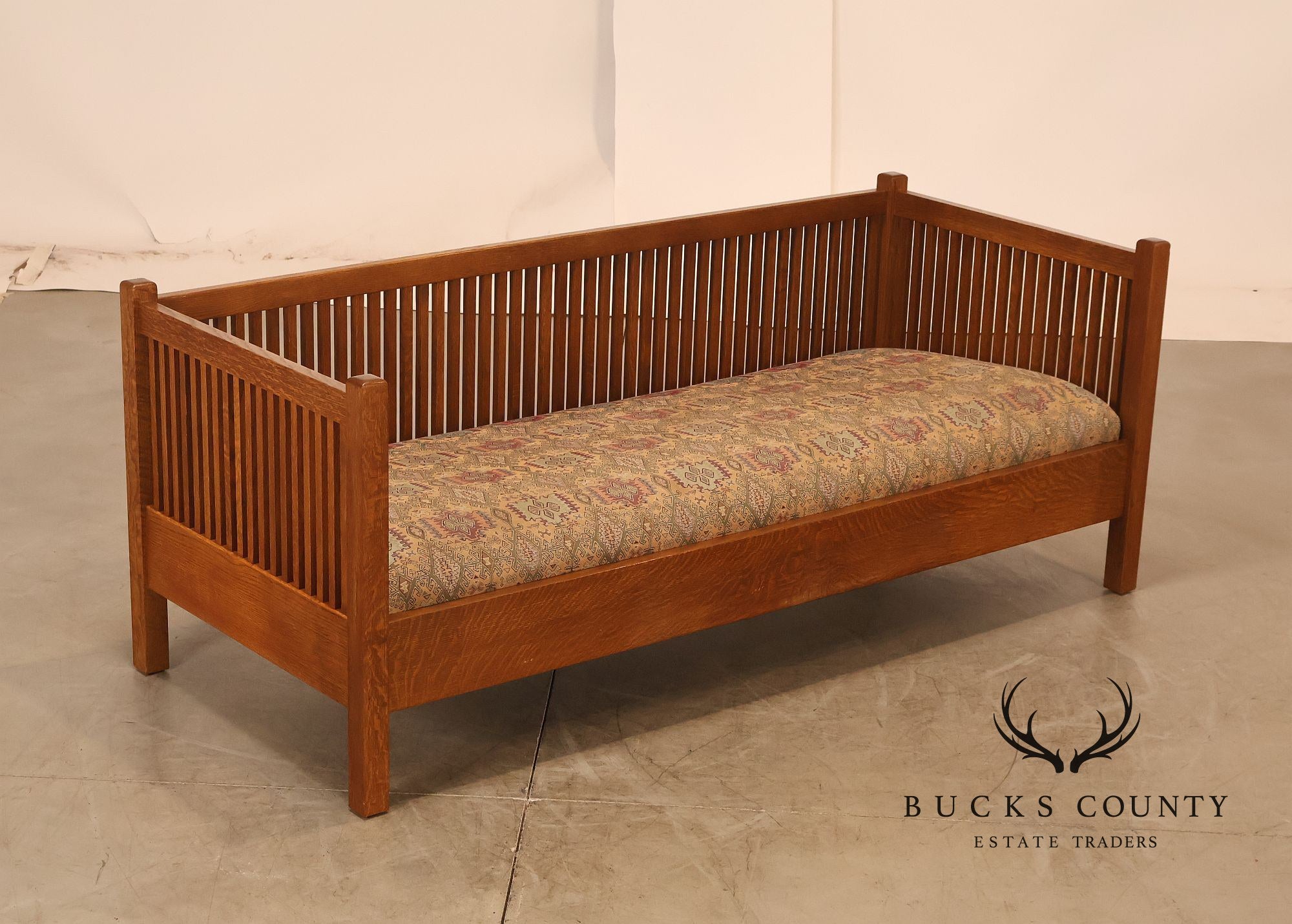 Stickley Mission Collection Oak Spindle Settle