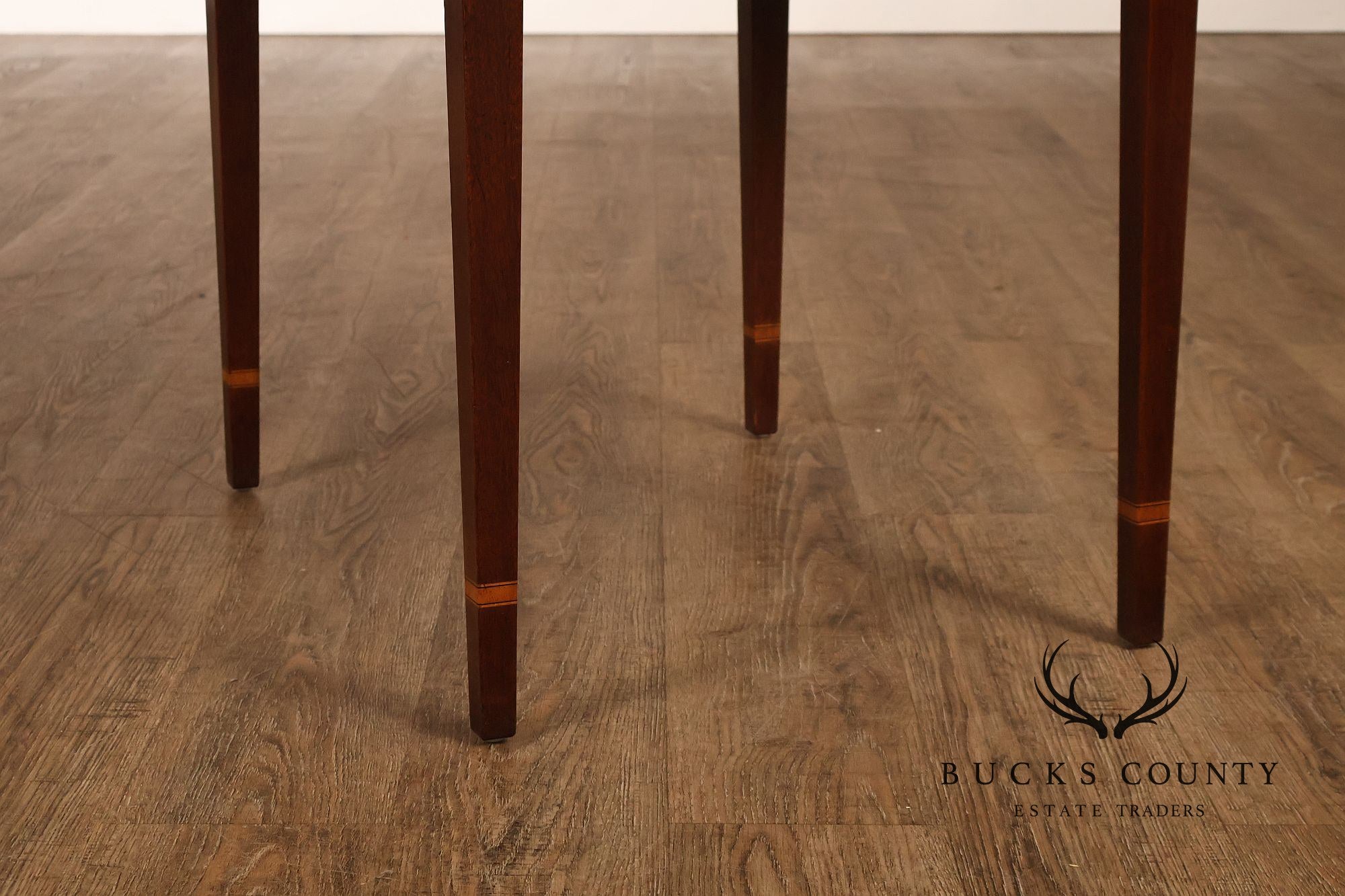 Henkel-Harris Hepplewhite Style Pair Of Mahogany Pembroke Drop Leaf Side Tables