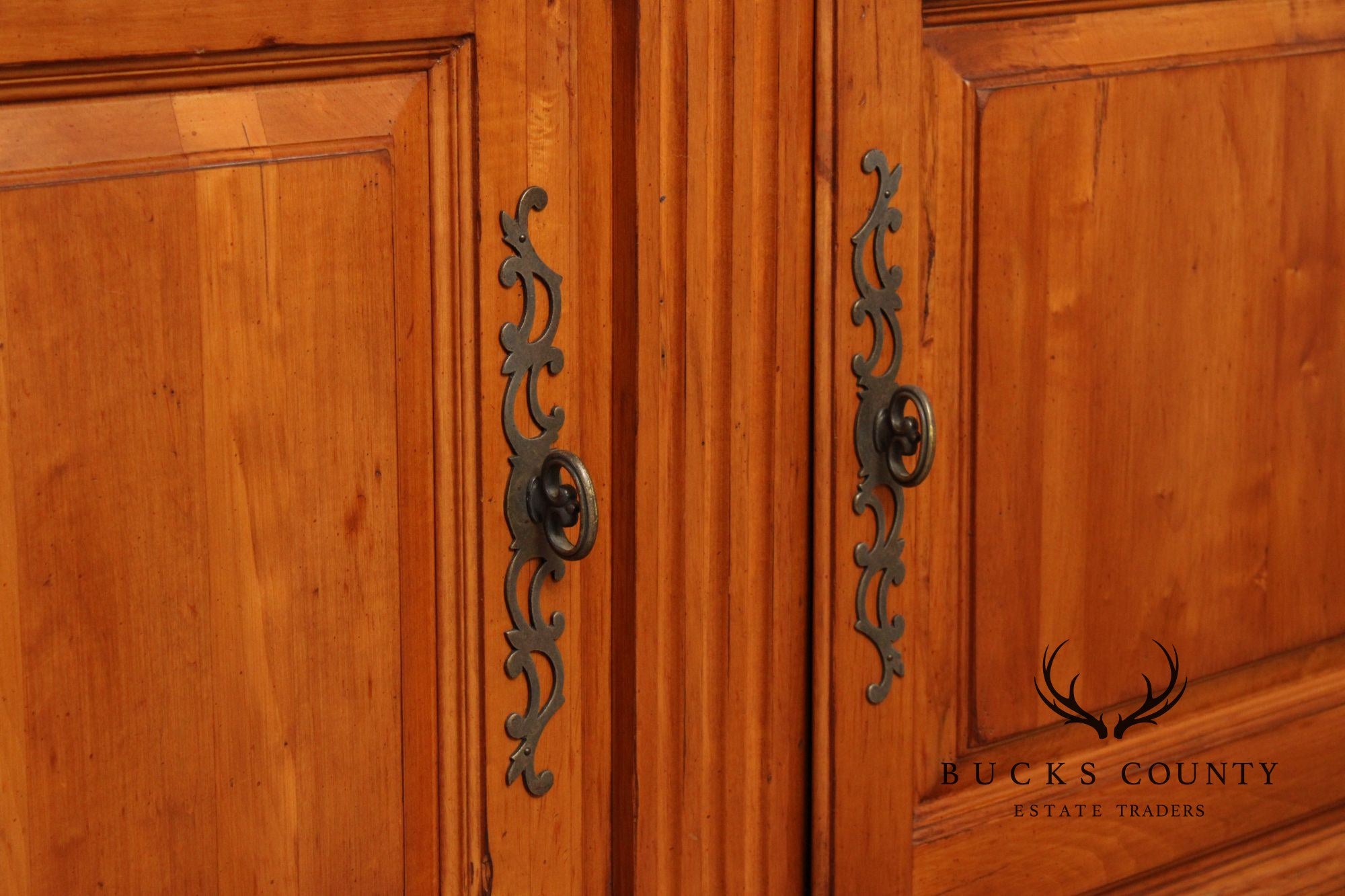 Ethan Allen 'Legacy' Double Arched Bookcase