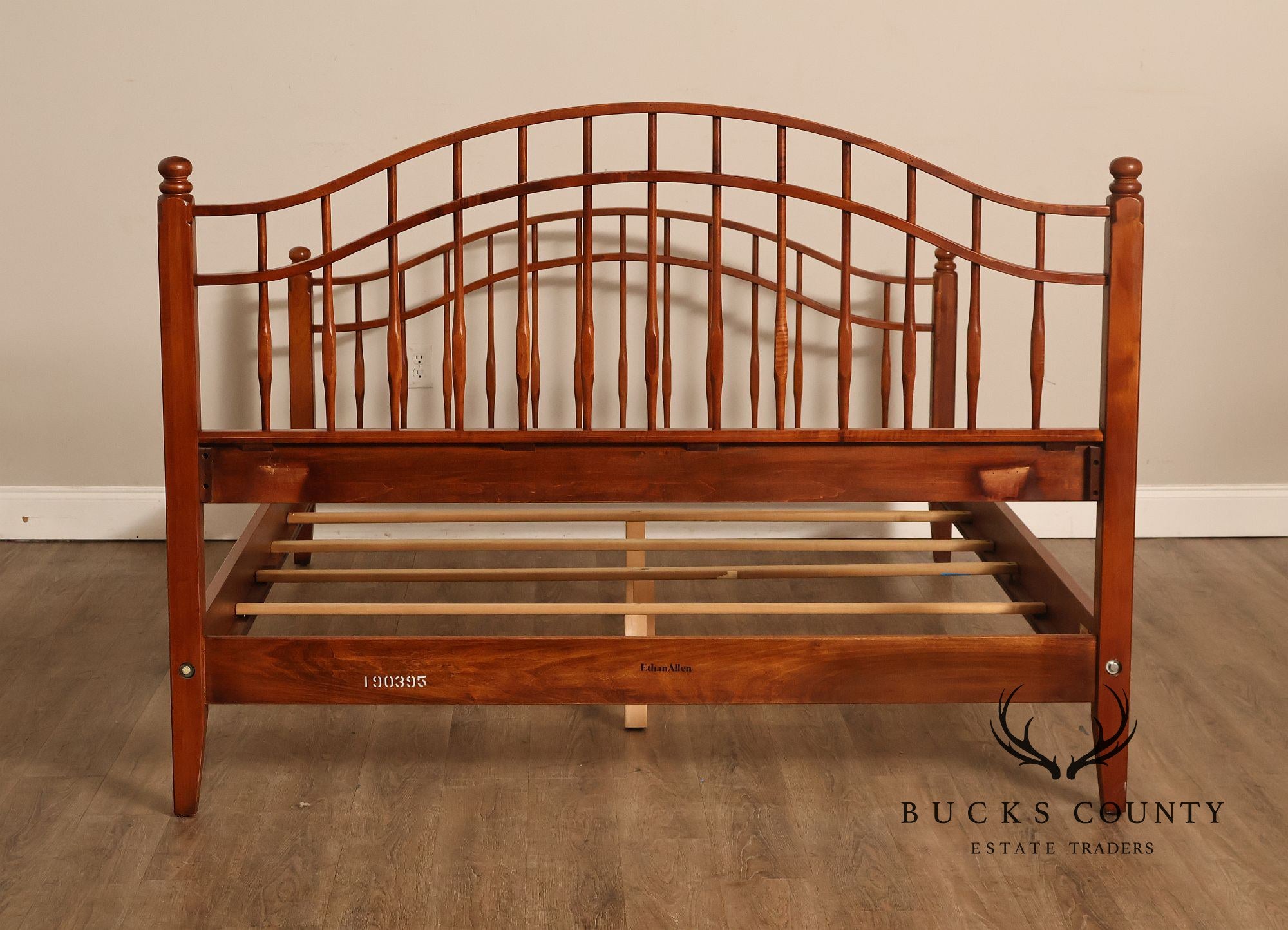 Ethan Allen 'Country Crossings' Queen Bed