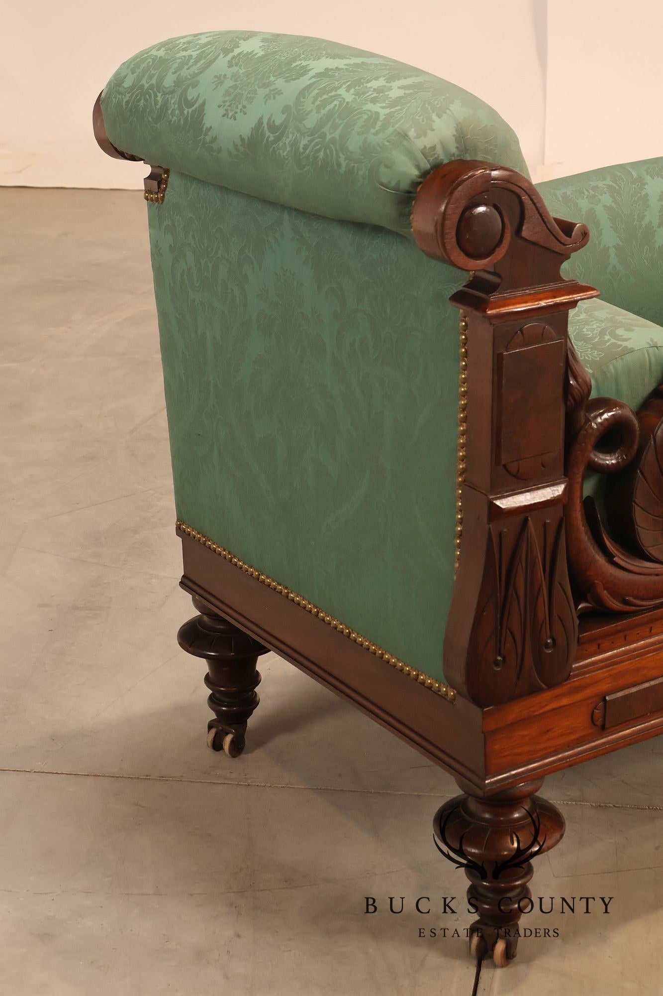 Antique American Renaissance Revival Style Carved Walnut Recamier Chaise Lounge