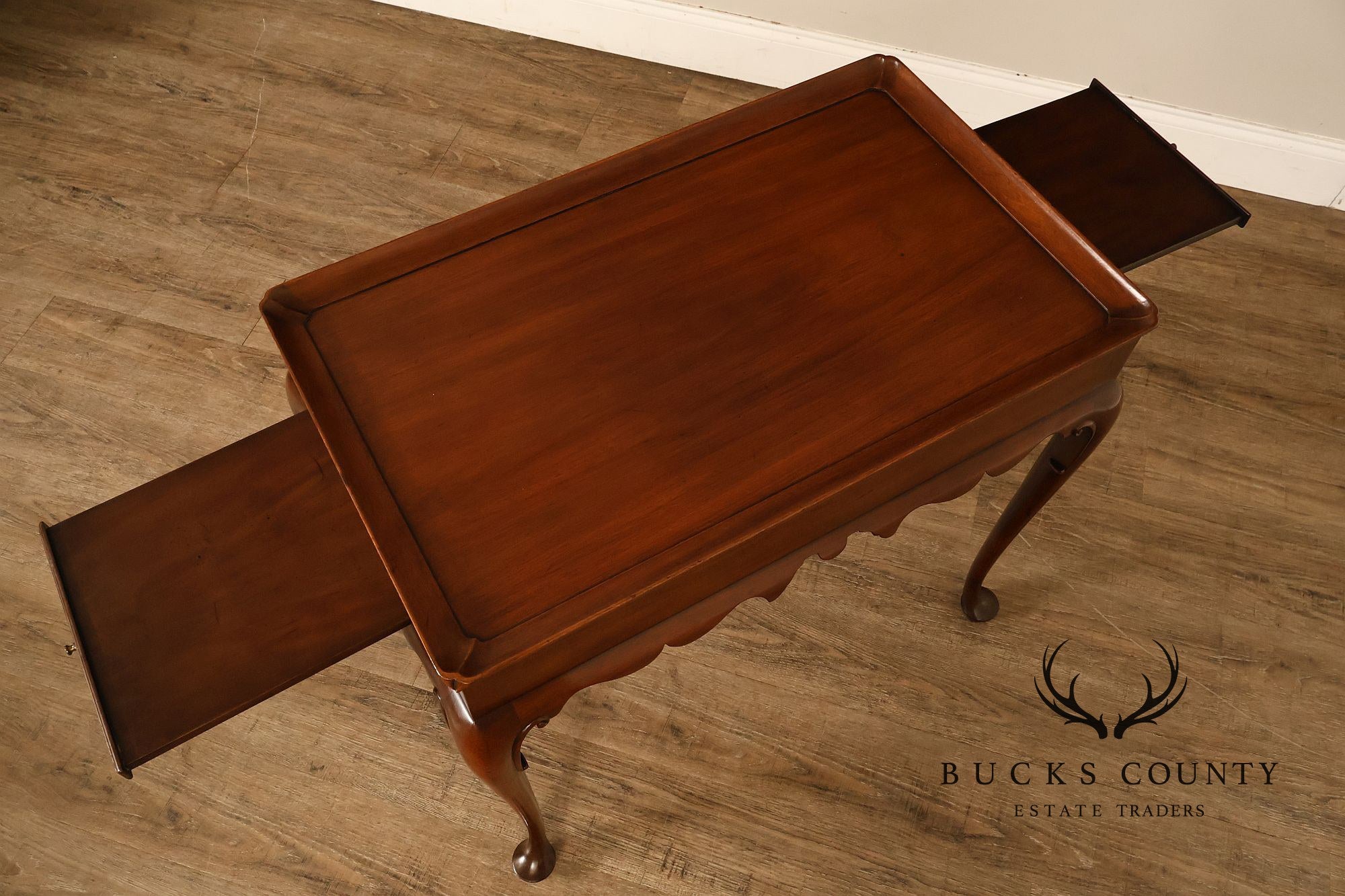 Kittinger Colonial Williamsburg Mahogany Queen Anne Tea Table