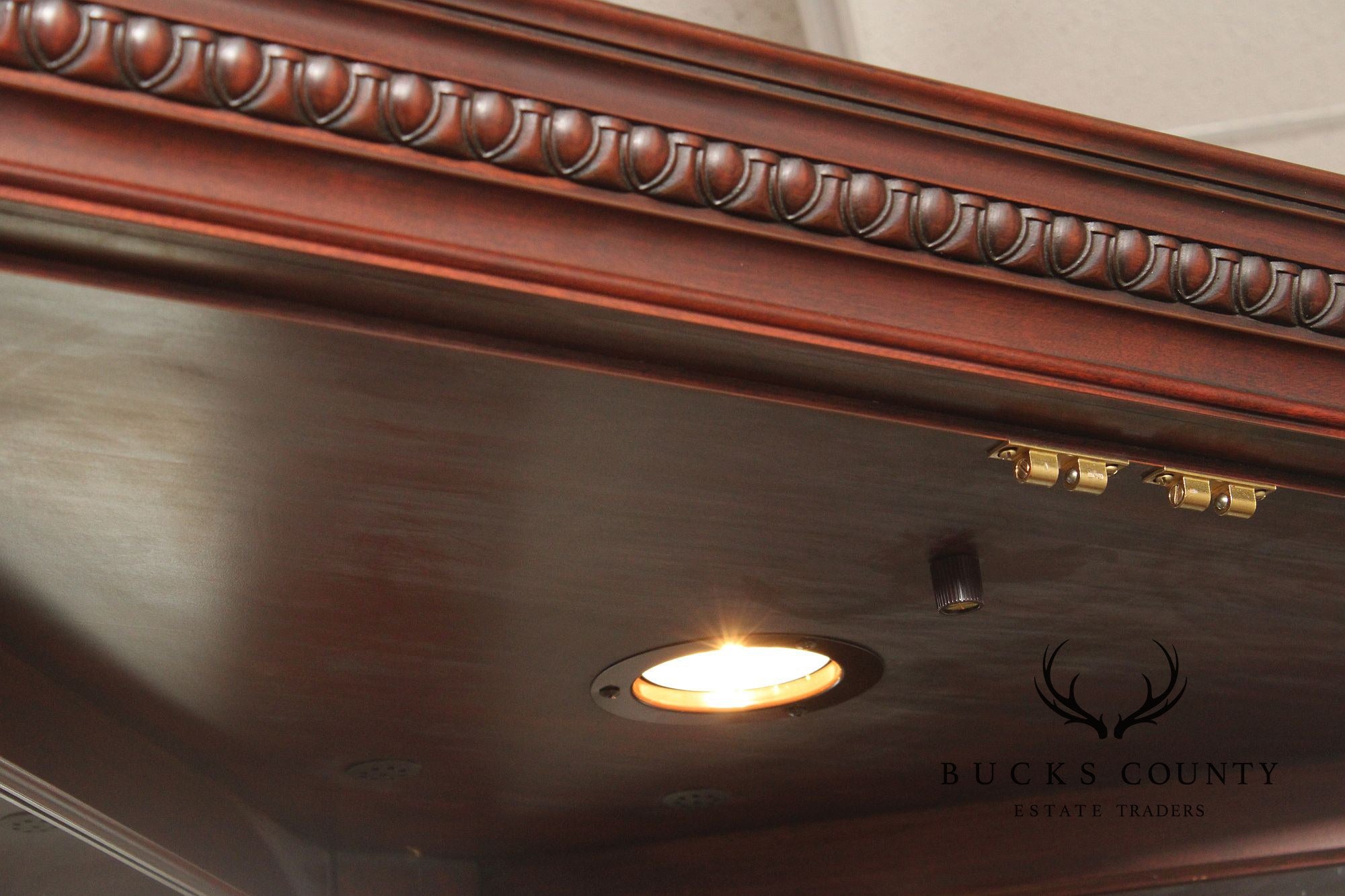 Henkel Harris Georgian Style Mahogany Corner Cabinet