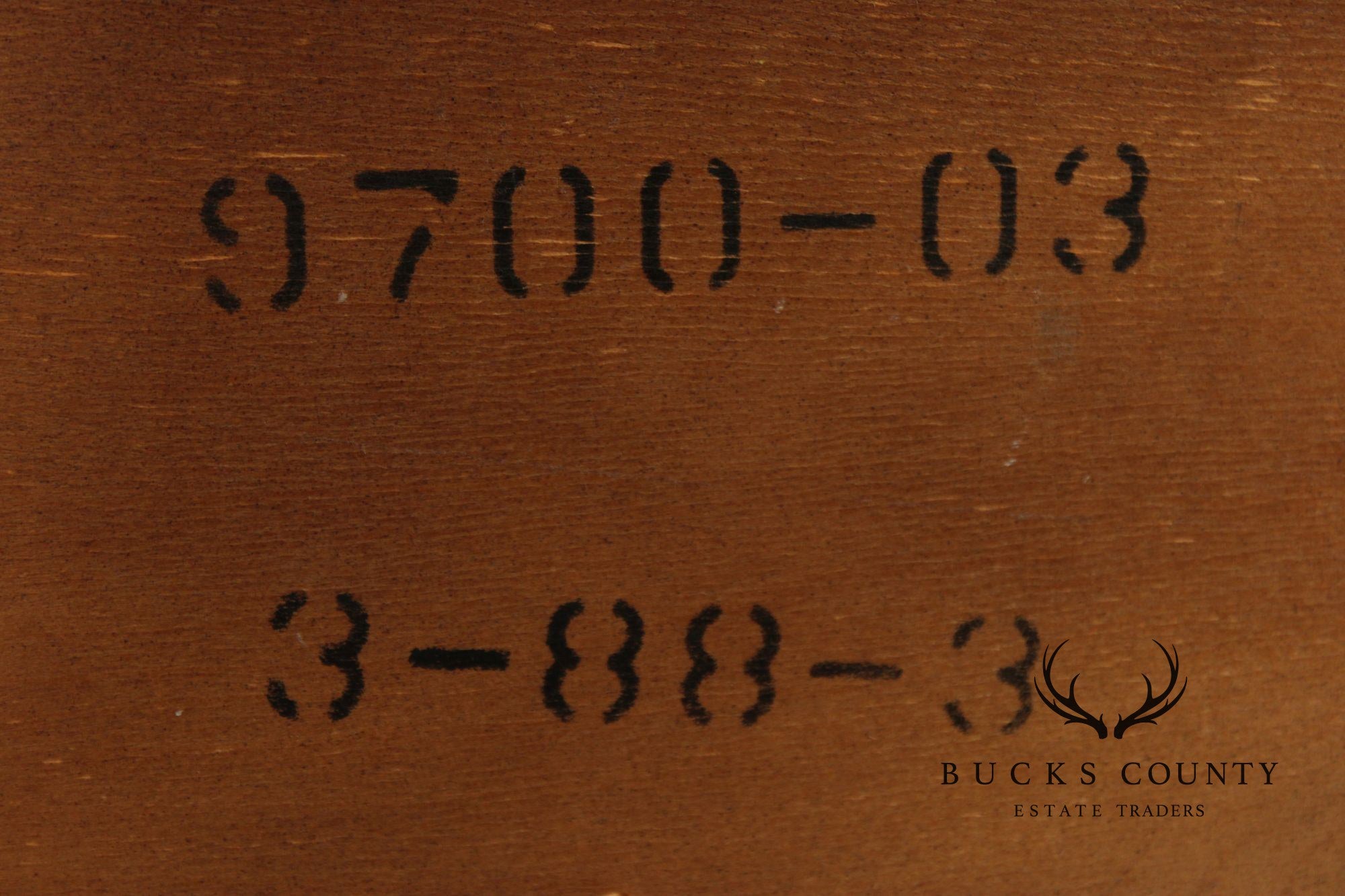 Henredon Aston Court Georgian Style Burled Mahogany Ten Drawer Dresser