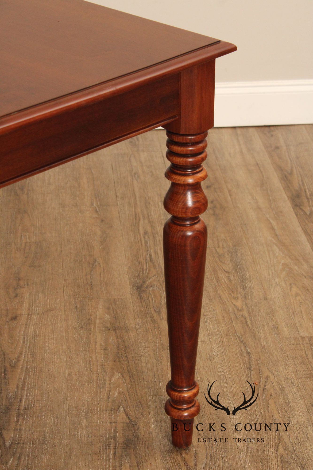 Ethan Allen Expandable Farmhouse Dining Table