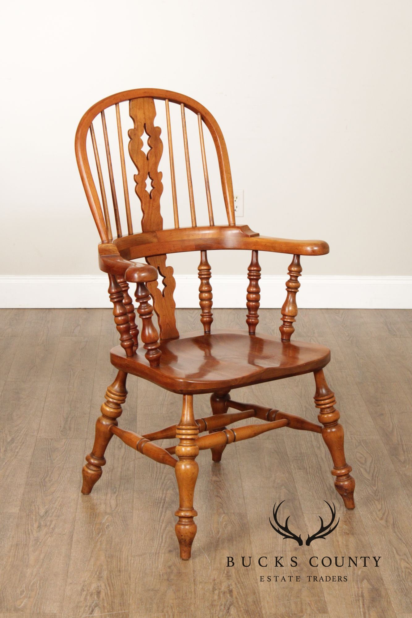 Stickley Cherry Valley Pair of Windsor Armchairs