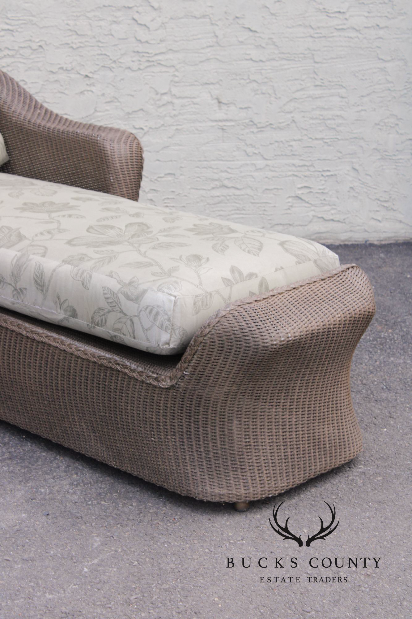 Lloyd Loom Wicker Outdoor Chaise Lounge