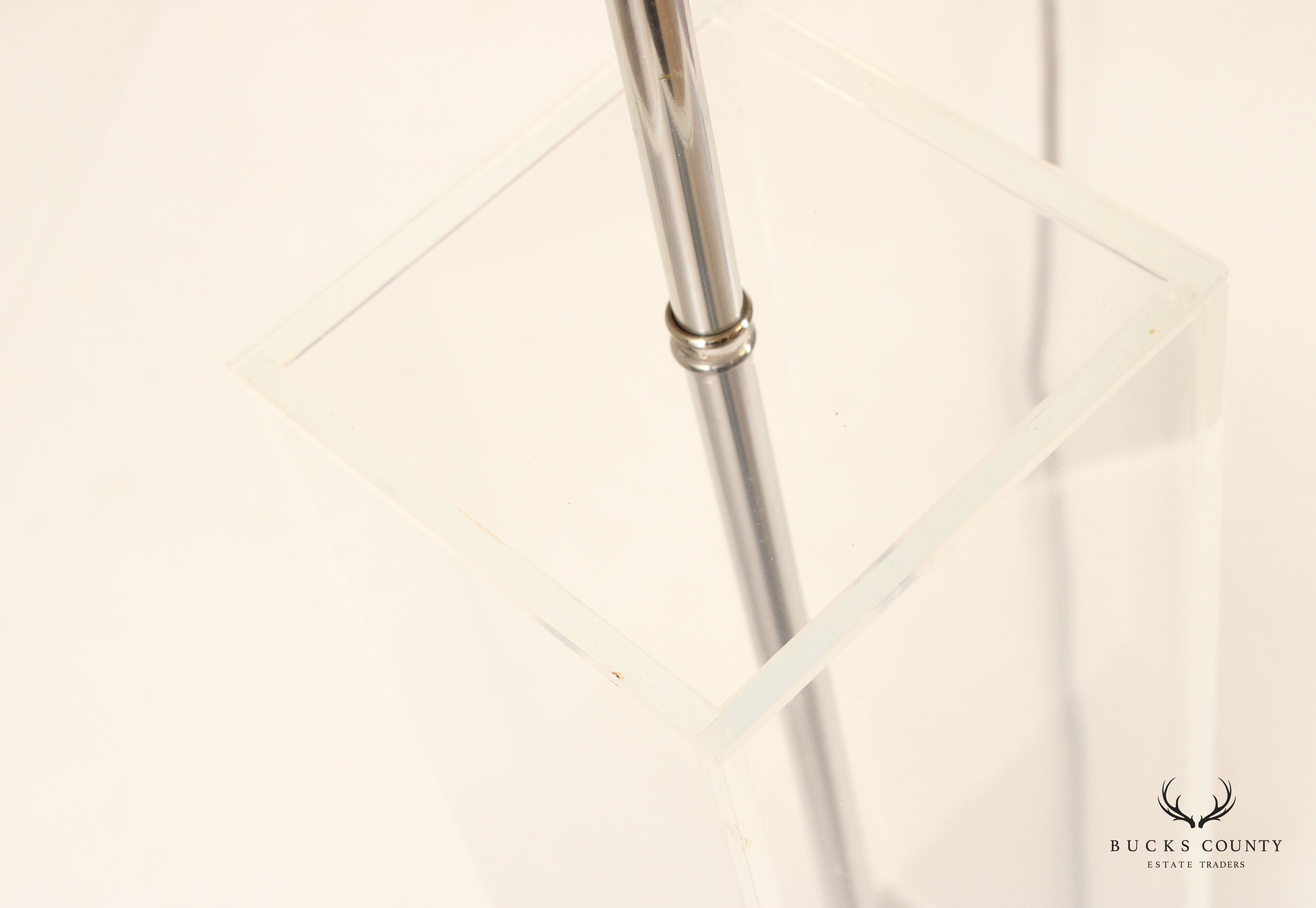 Mid Century Modern Pair Lucite Table Lamps