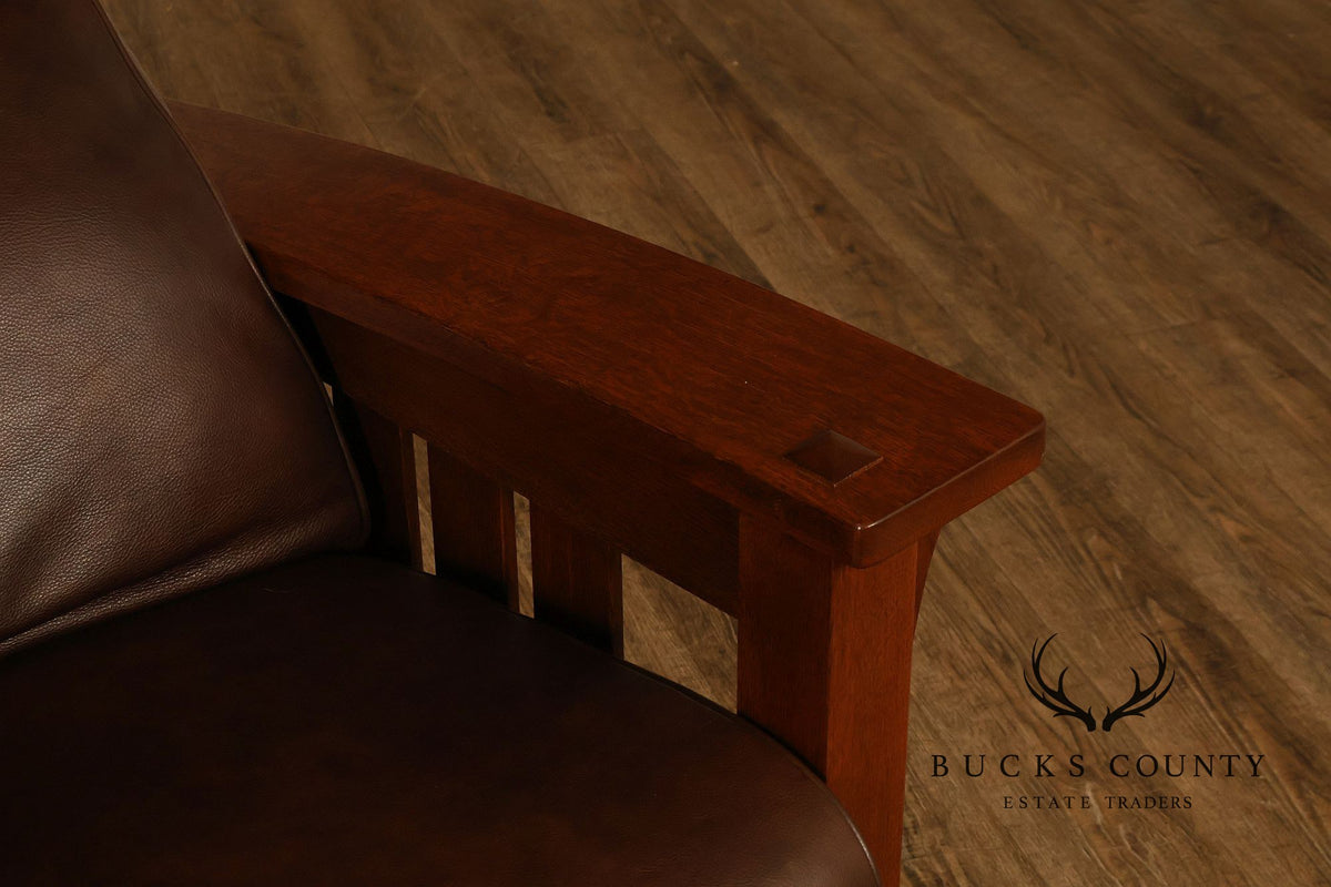 Stickley Mission Collection Pair of Bustle Back Bow Arm Morris Recliners