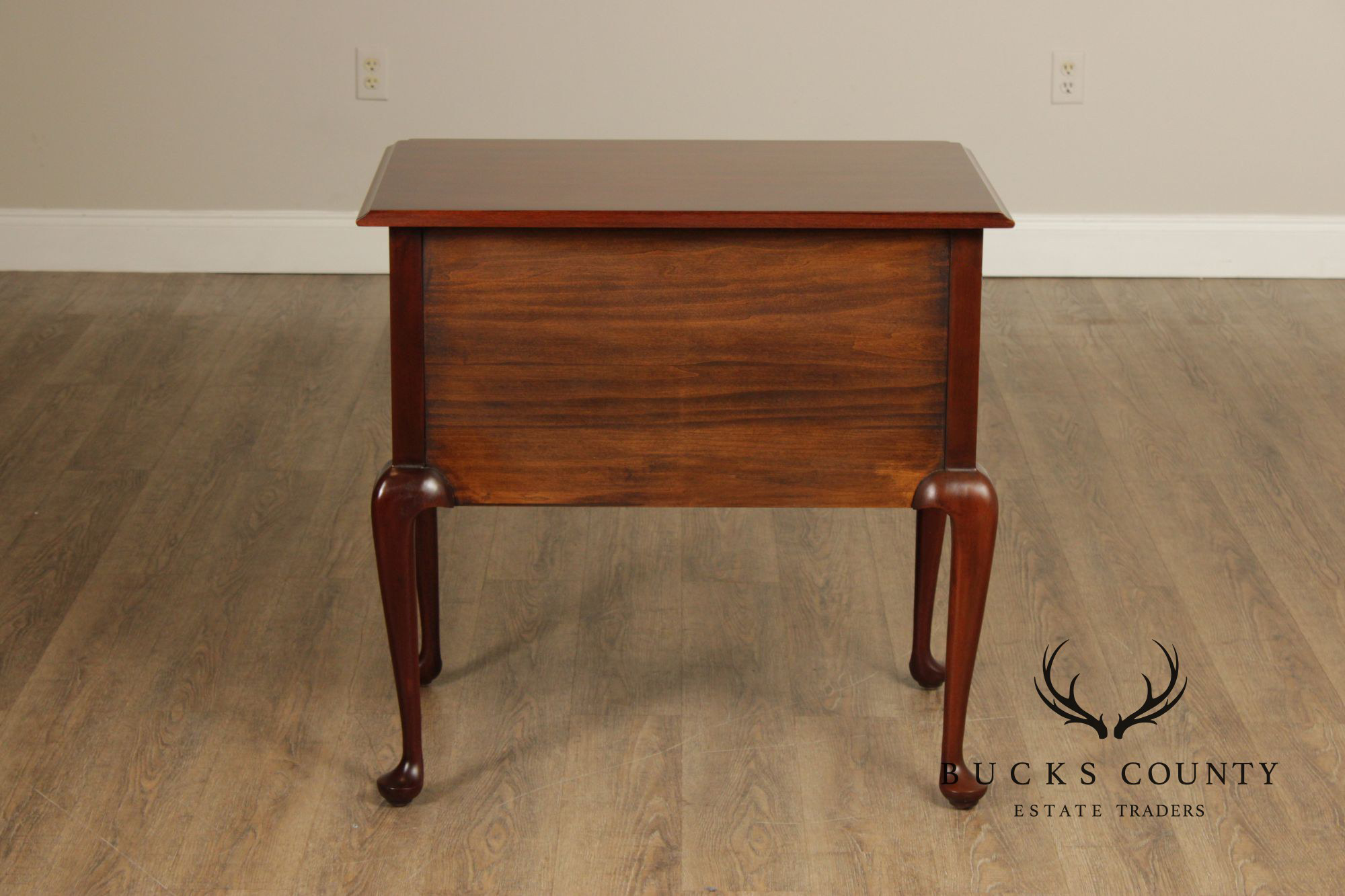 Henkel Harris Queen Anne Style Mahogany Lowboy