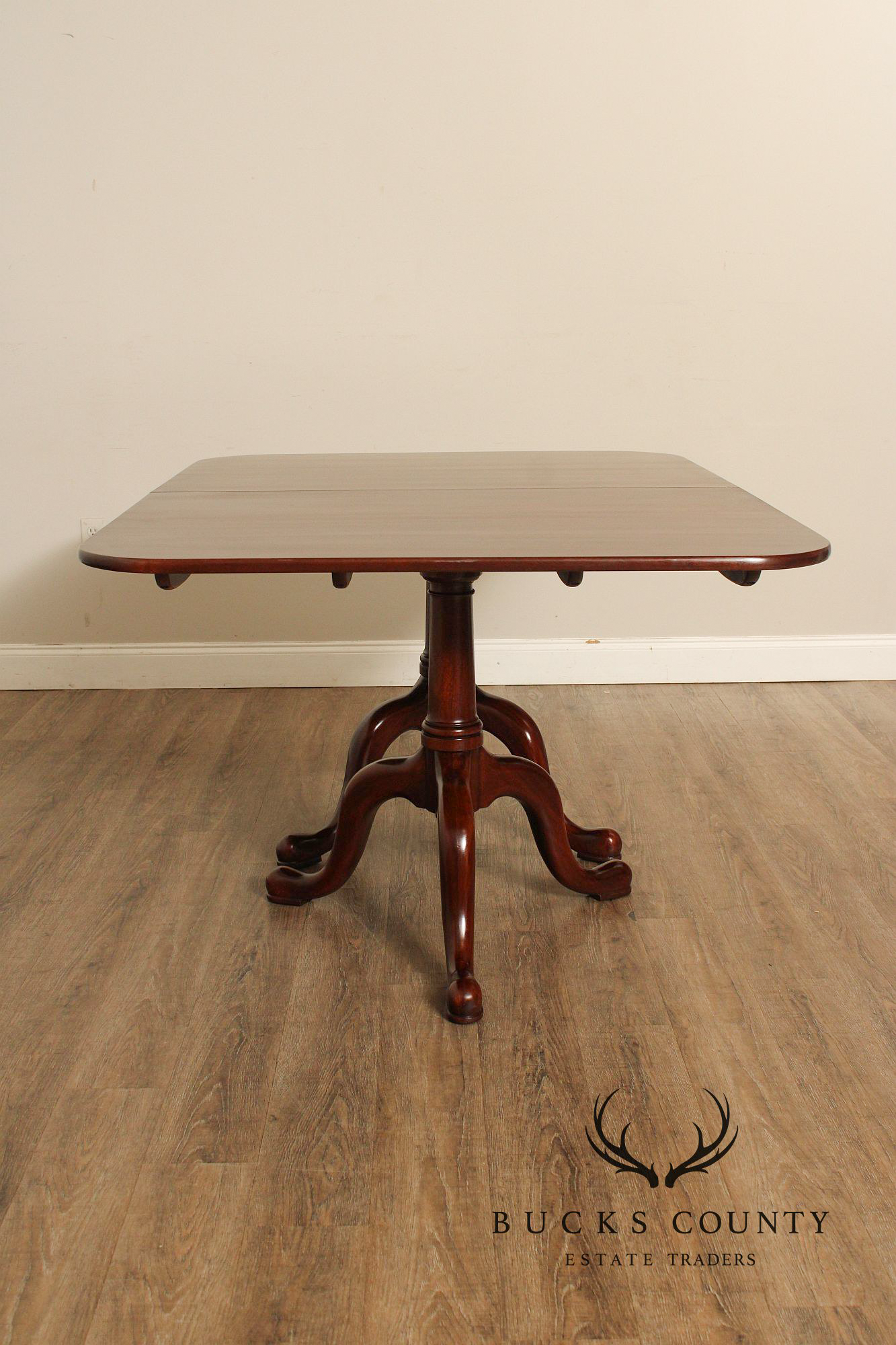 Henkel Harris Georgian Style Mahogany Double Pedestal Dining Table