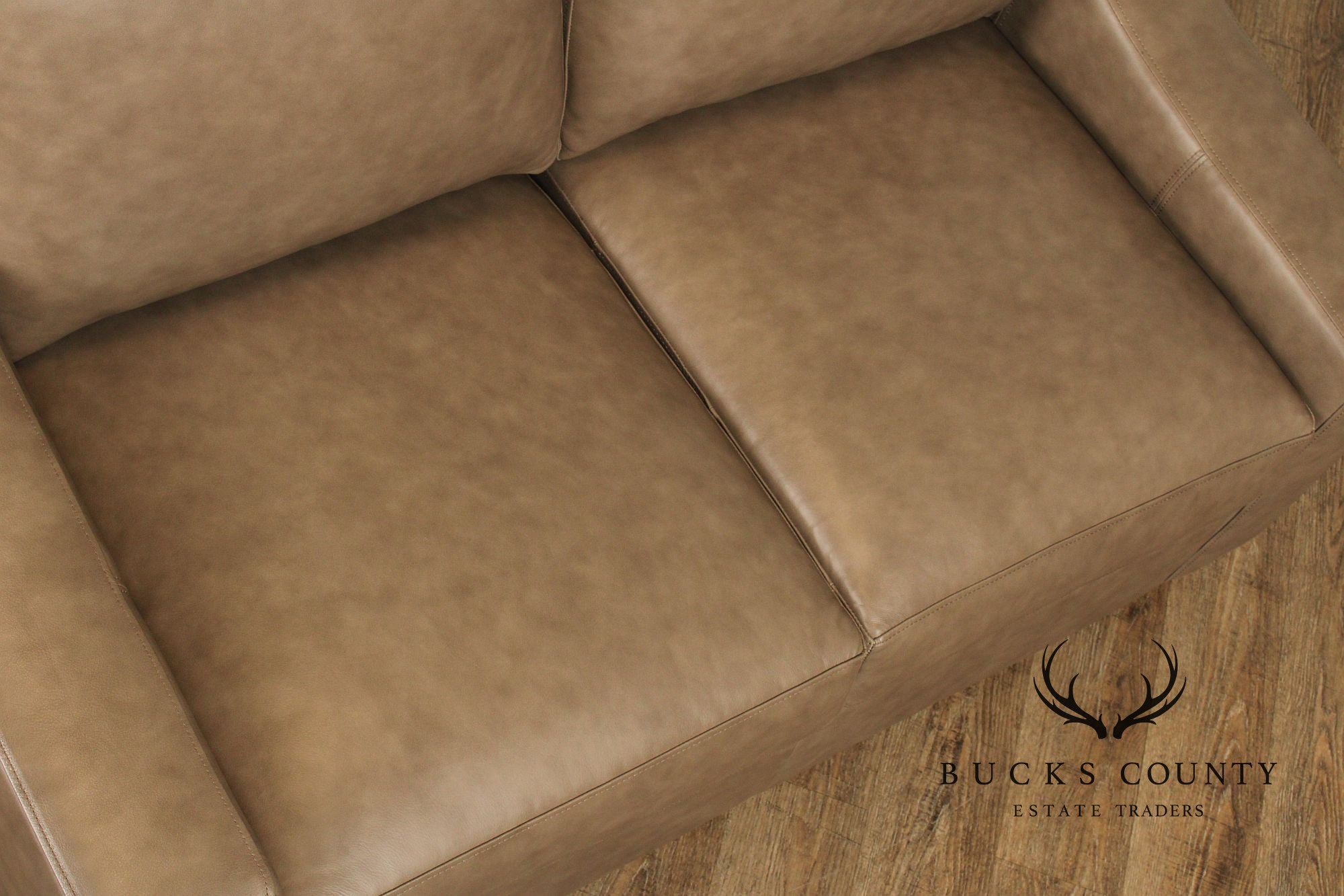 Lea Unlimited Hampton Leather Loveseat