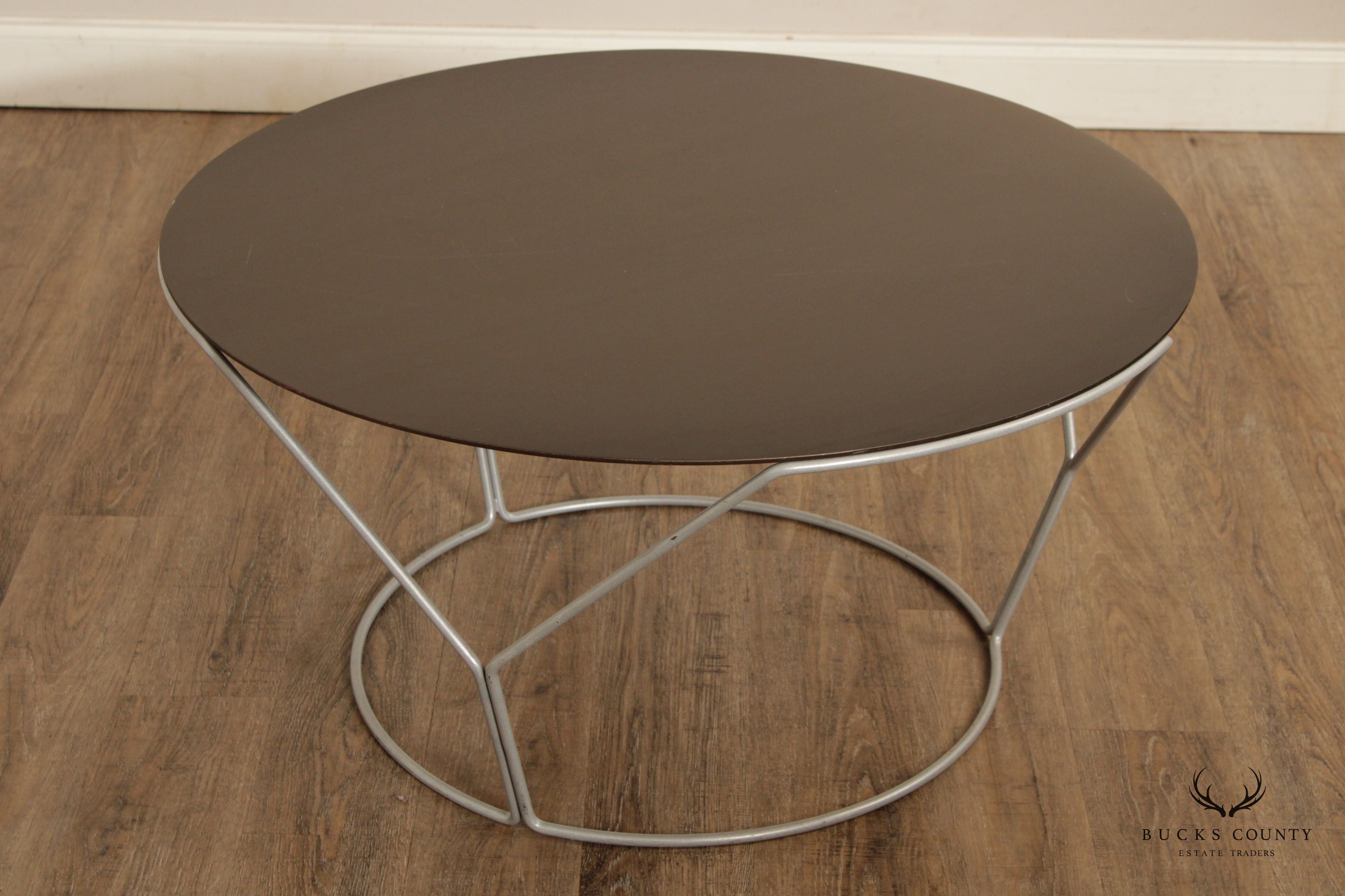 Keilhauer Modern Style Aluminum and Steel 'Cahoots' Coffee Table