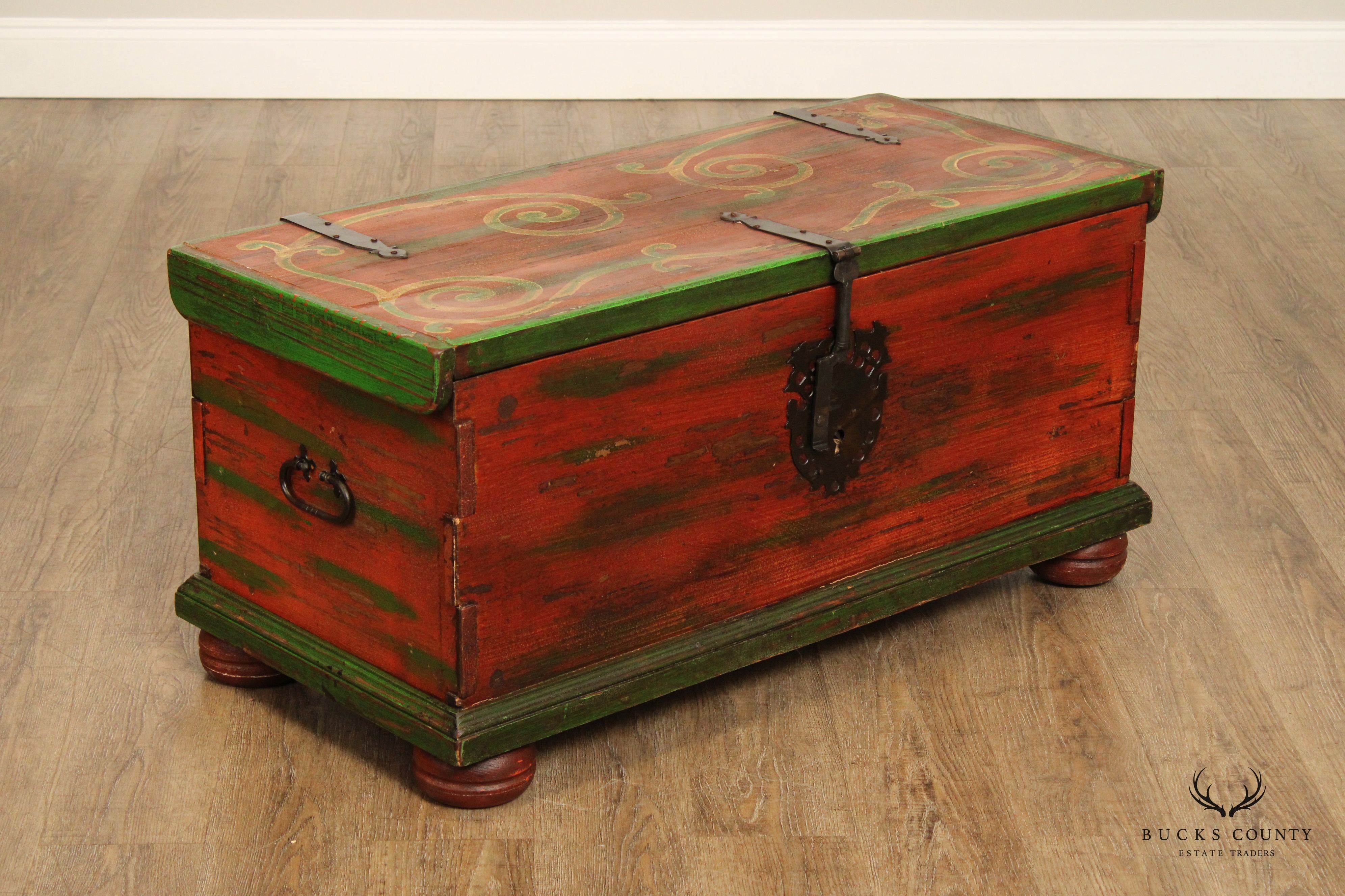 VINTAGE ORNATE HAND PAINTED BESPOKE TRUNK WTH IRON STRAP HINGES
