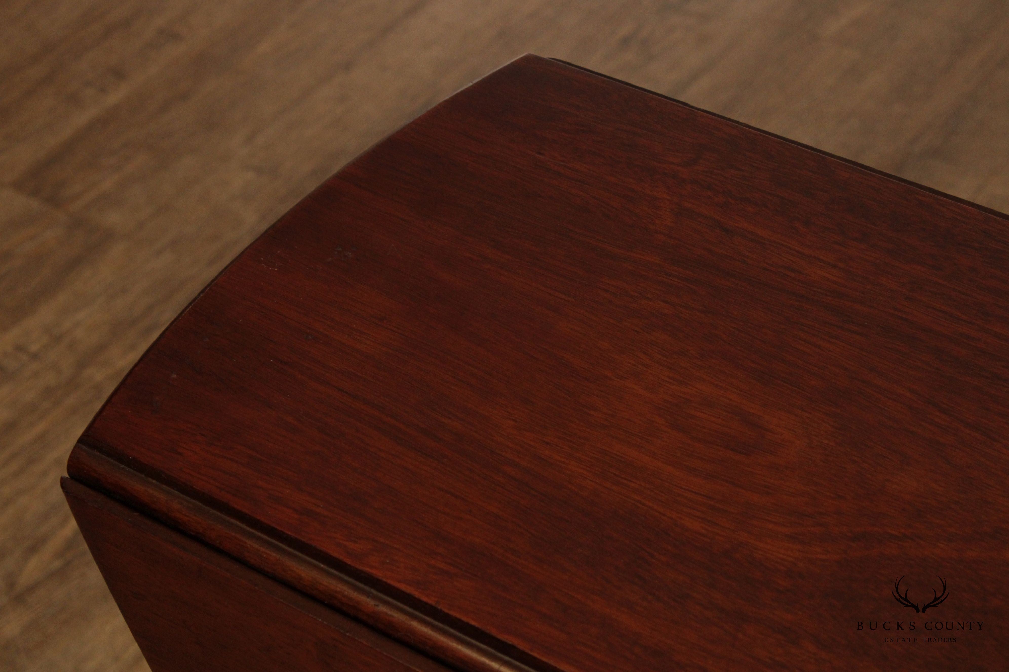 Kittinger Colonial Williamsburg Mahogany Drop-Leaf Table