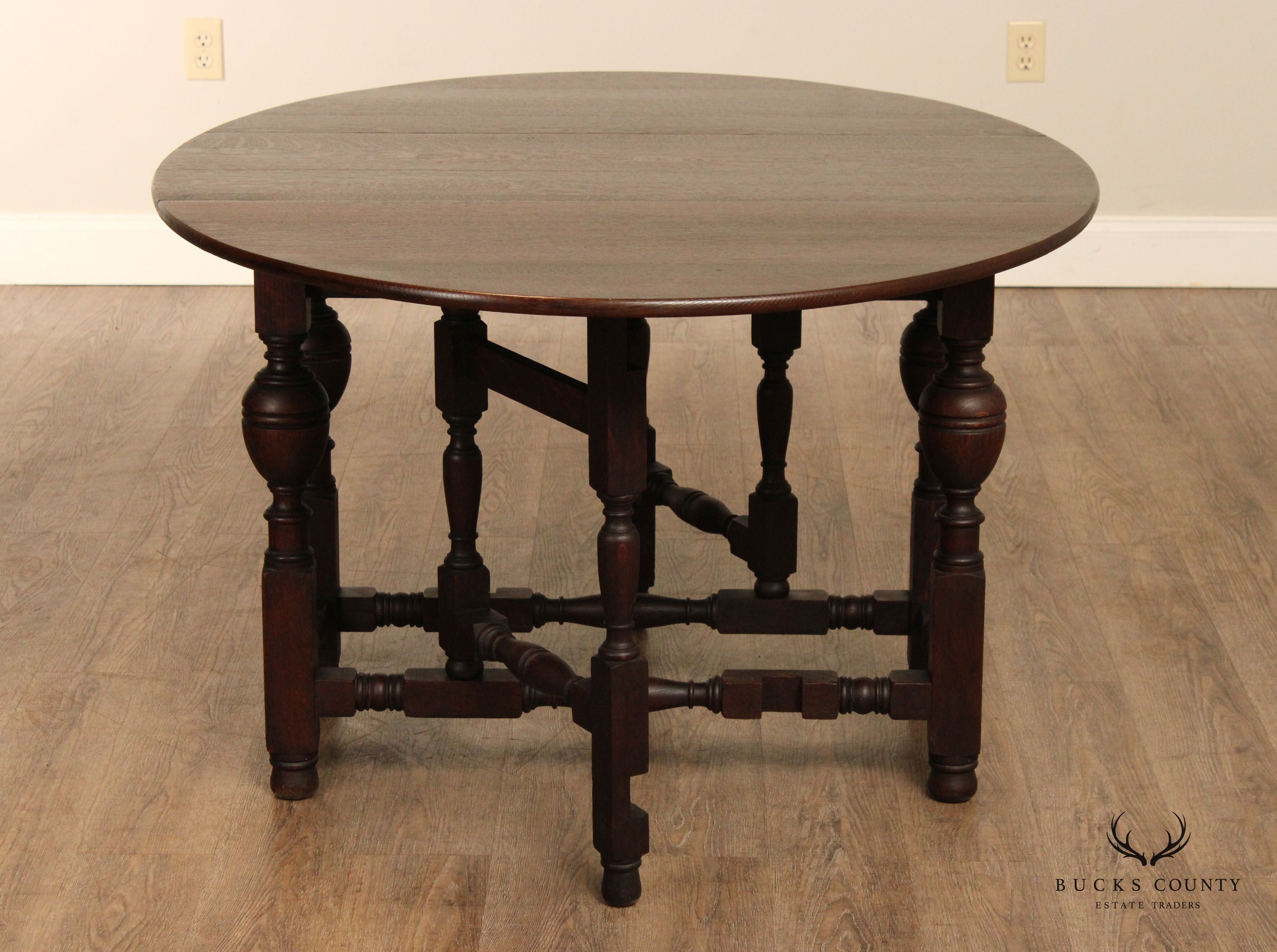 Antique Berkey & Gay William and Mary Style Oak Drop Leaf Table