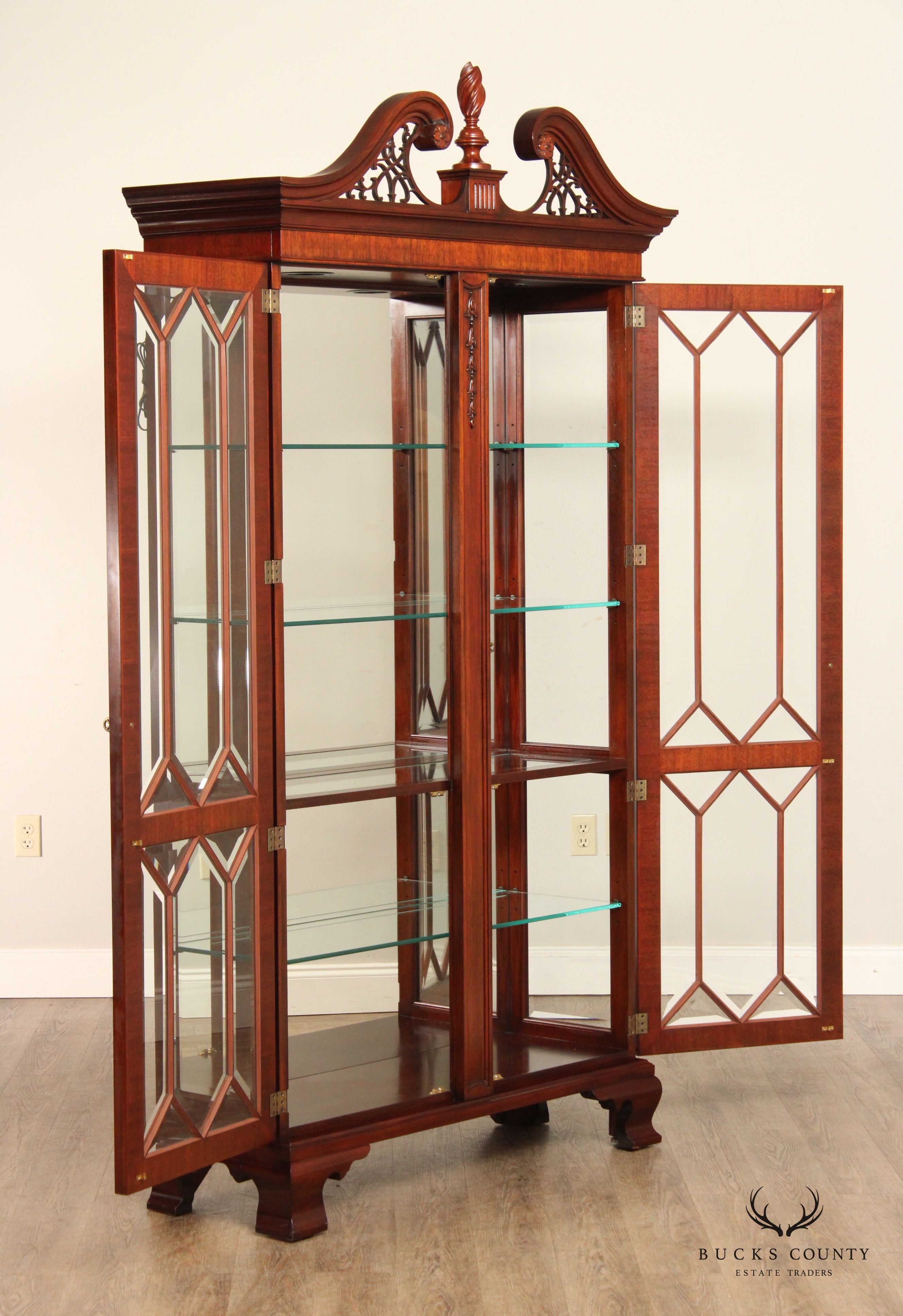 Henkel Harris Georgian Style Mahogany Display Case Cabinet