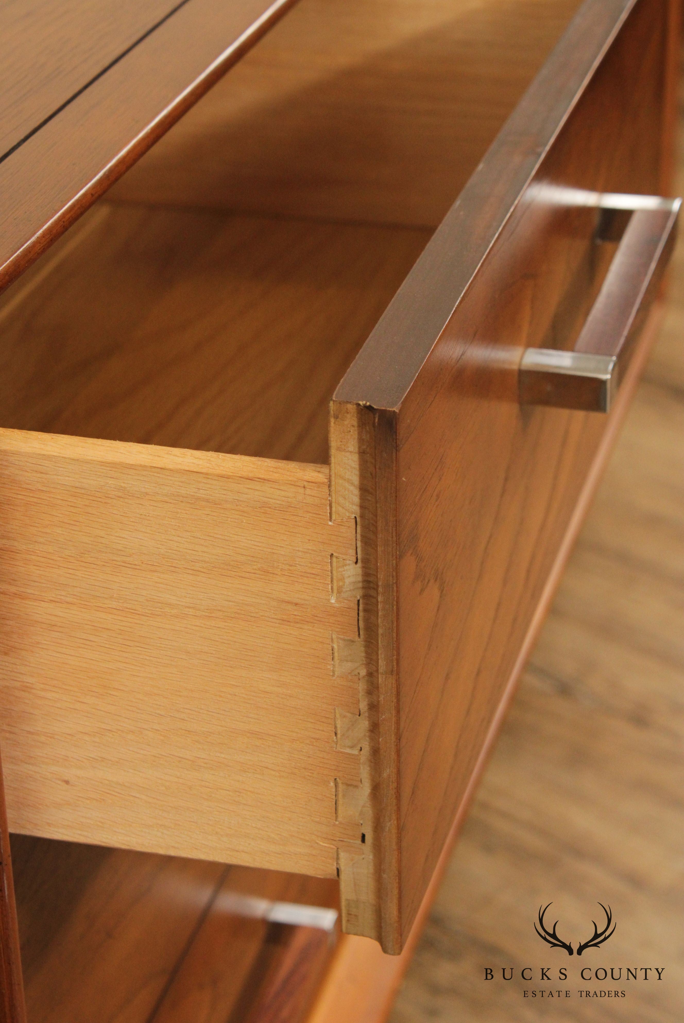 Lane Mid Century Modern Tower Suite Long Dresser