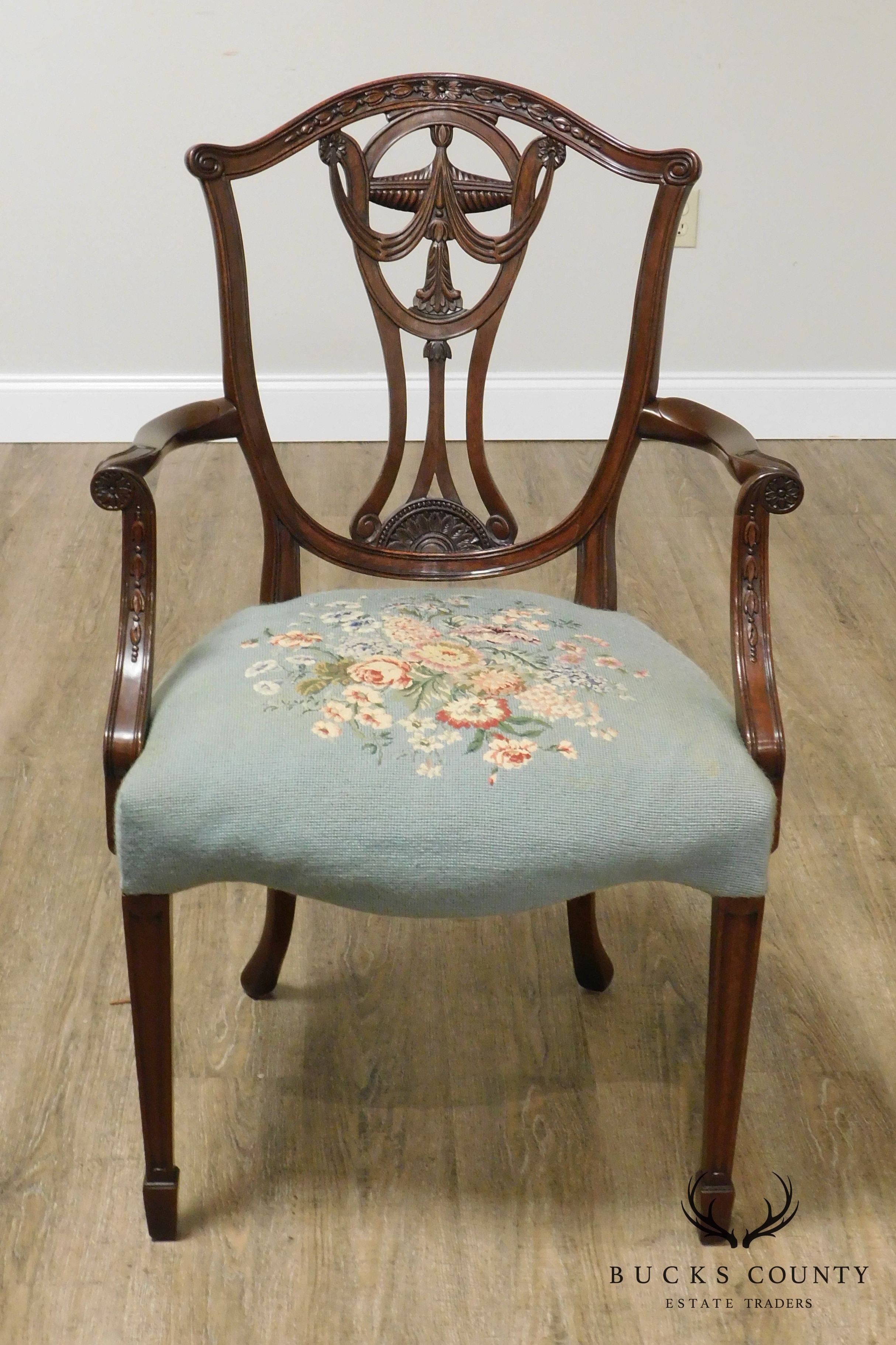 Hepplewhite Style Vintage Custom Quality Mahogany Armchair