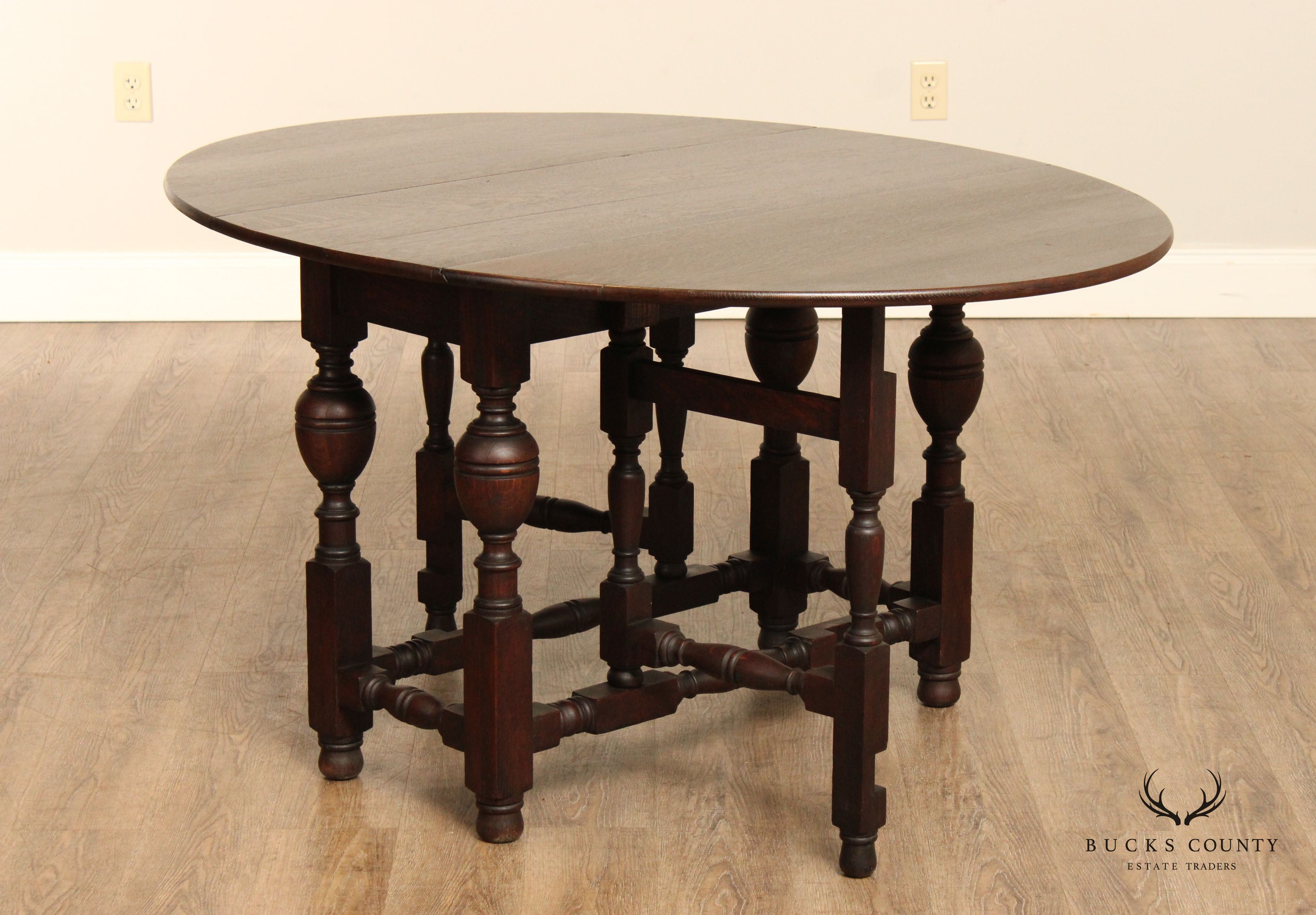 Antique Berkey & Gay William and Mary Style Oak Drop Leaf Table