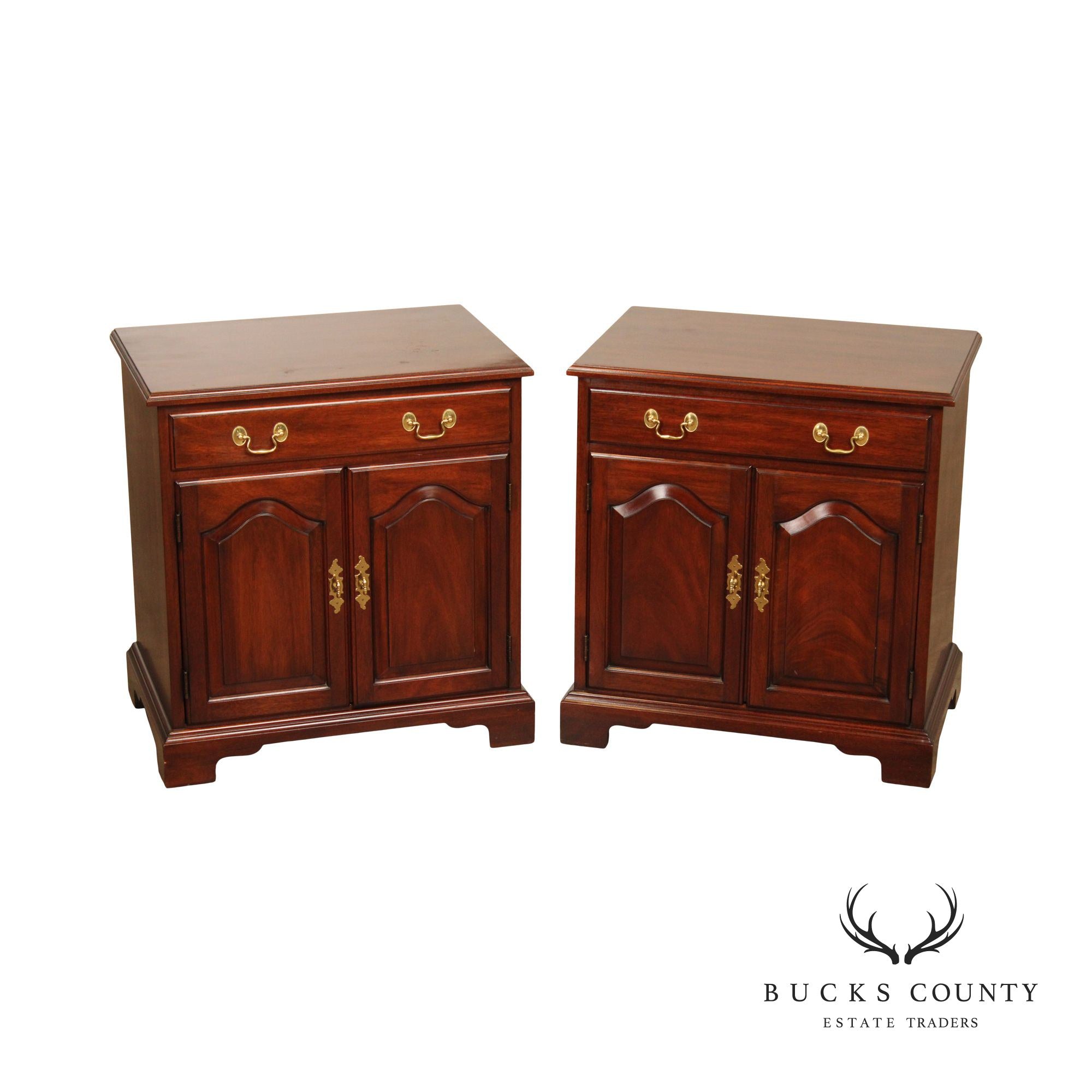 Henkel Harris Chippendale Style Pair of Mahogany Nightstands