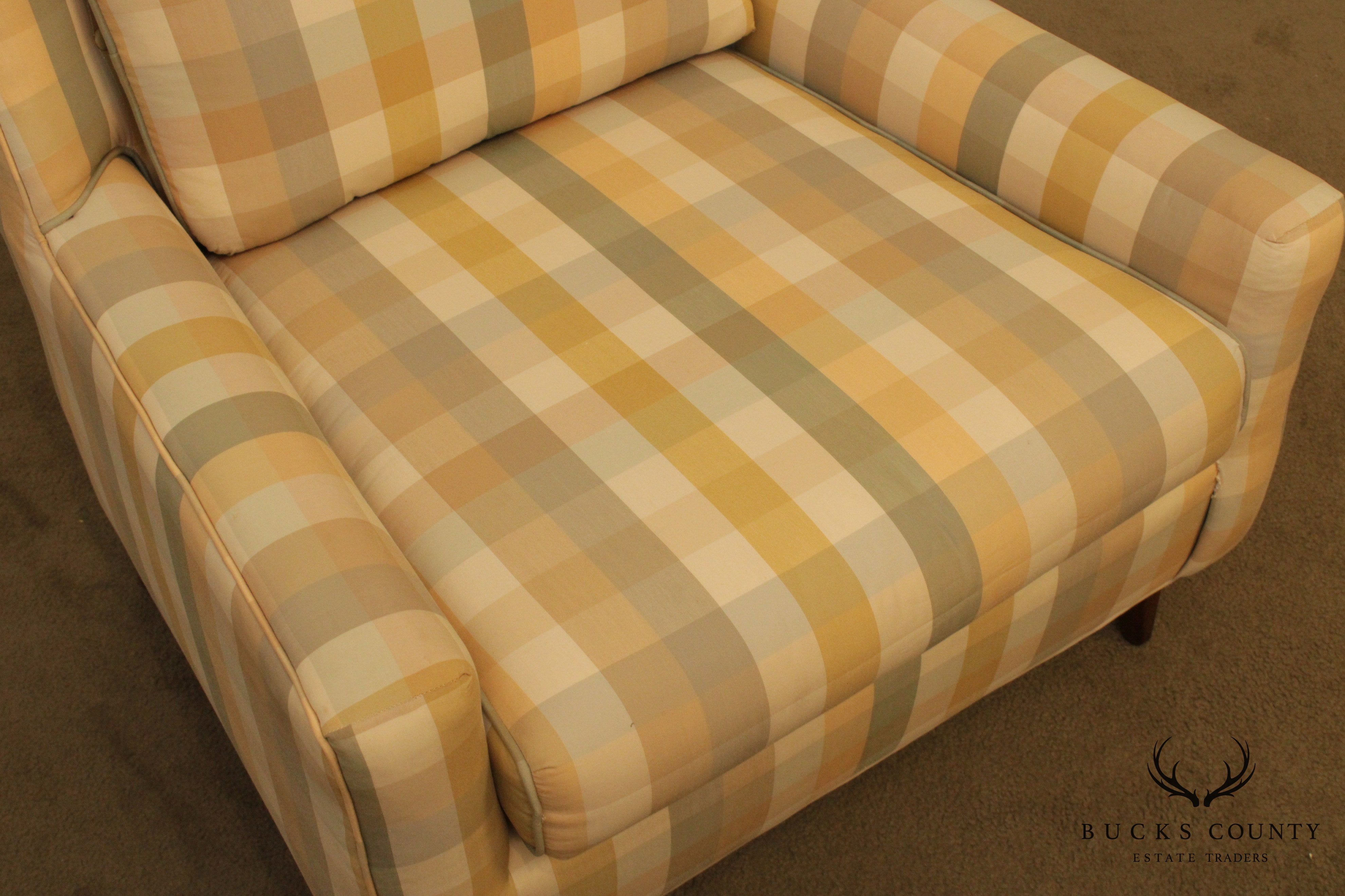 Mid Century Modern Lounge Chair