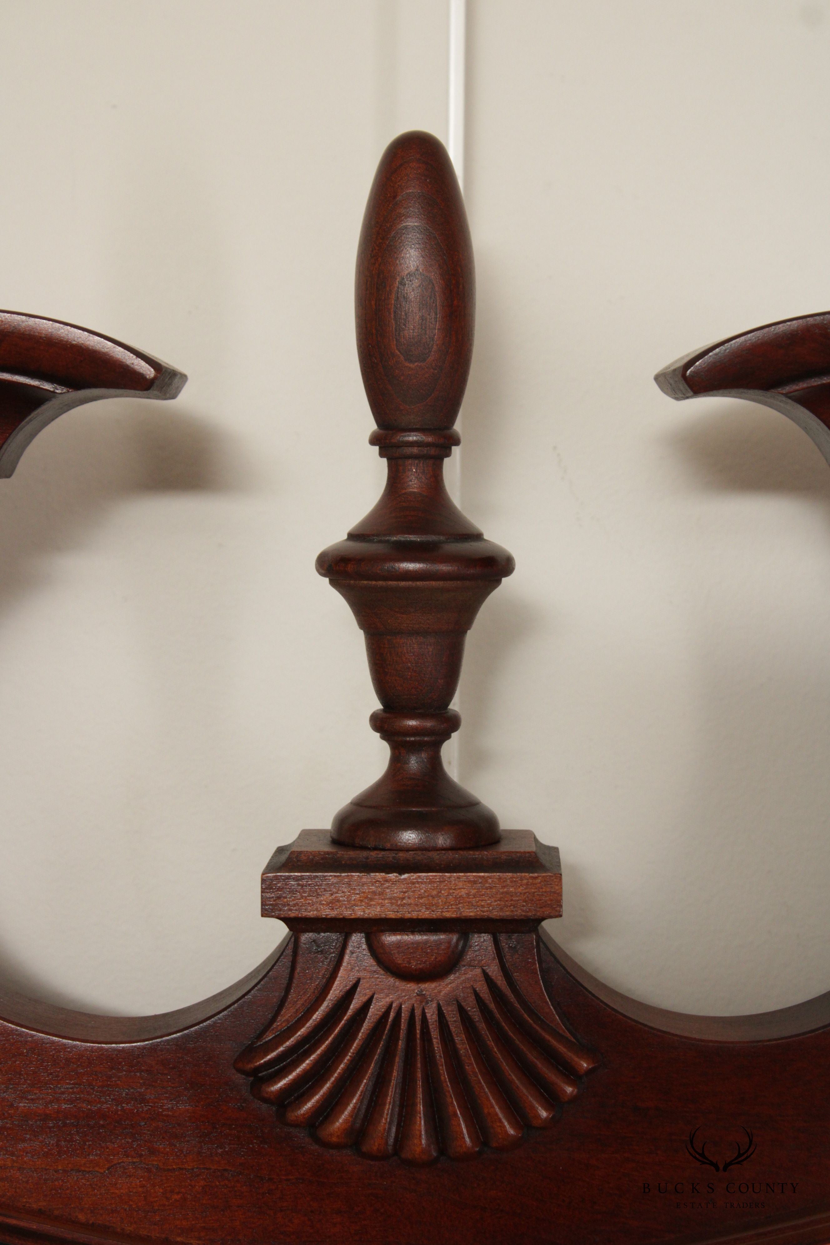 PENNSYLVANIA HOUSE TRADITIONAL MAHOGANY BEVELED WALL MIRROR