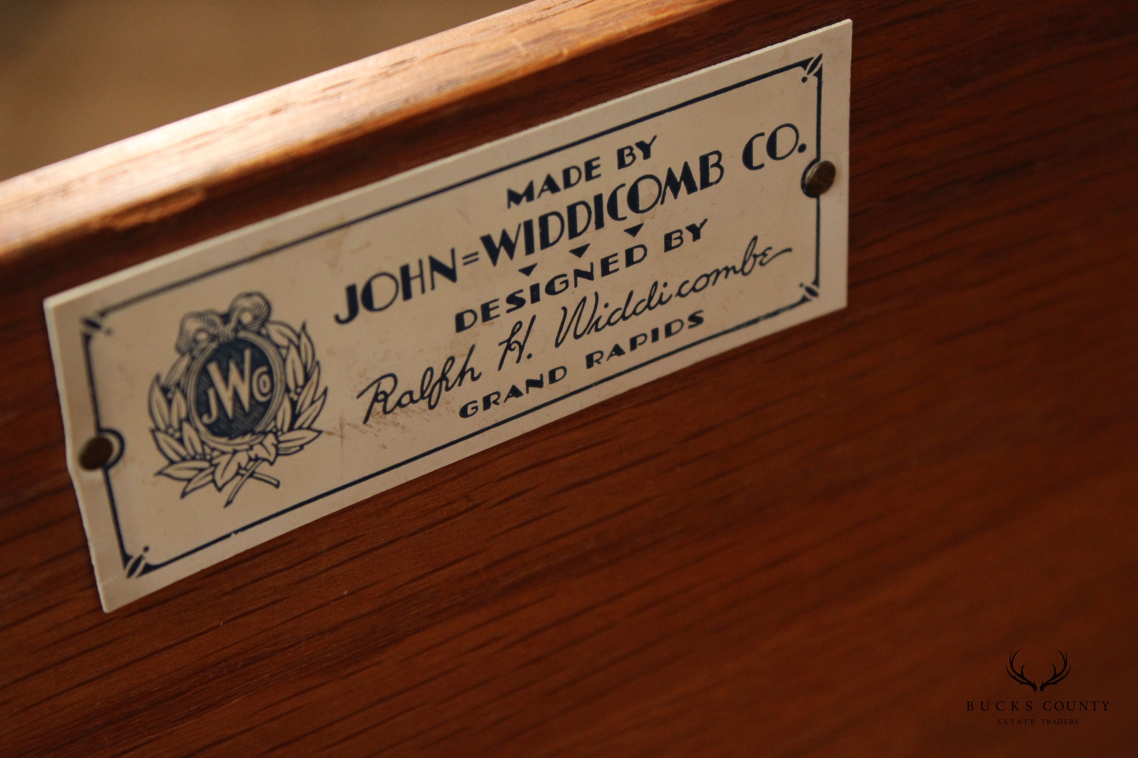 Widdicomb Vintage French Louis XV Style Cherry Bombe Chest Of Drawers