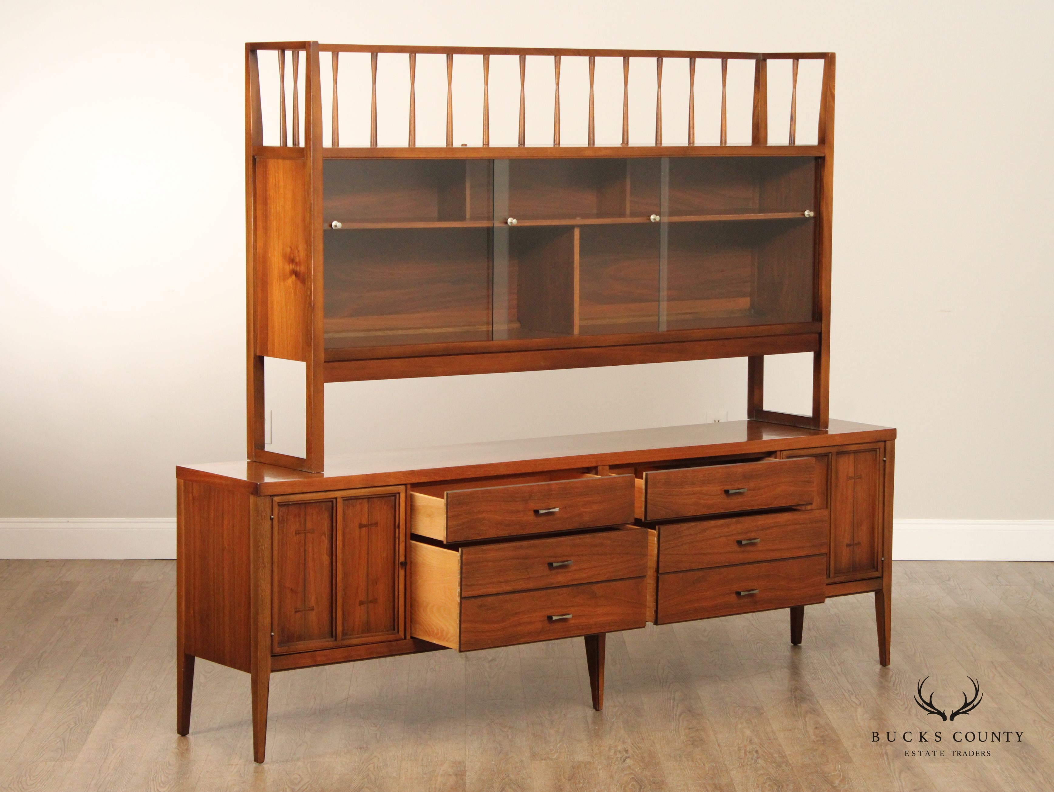 Lane Mid Century Modern Walnut Credenza China Cabinet Bookcase
