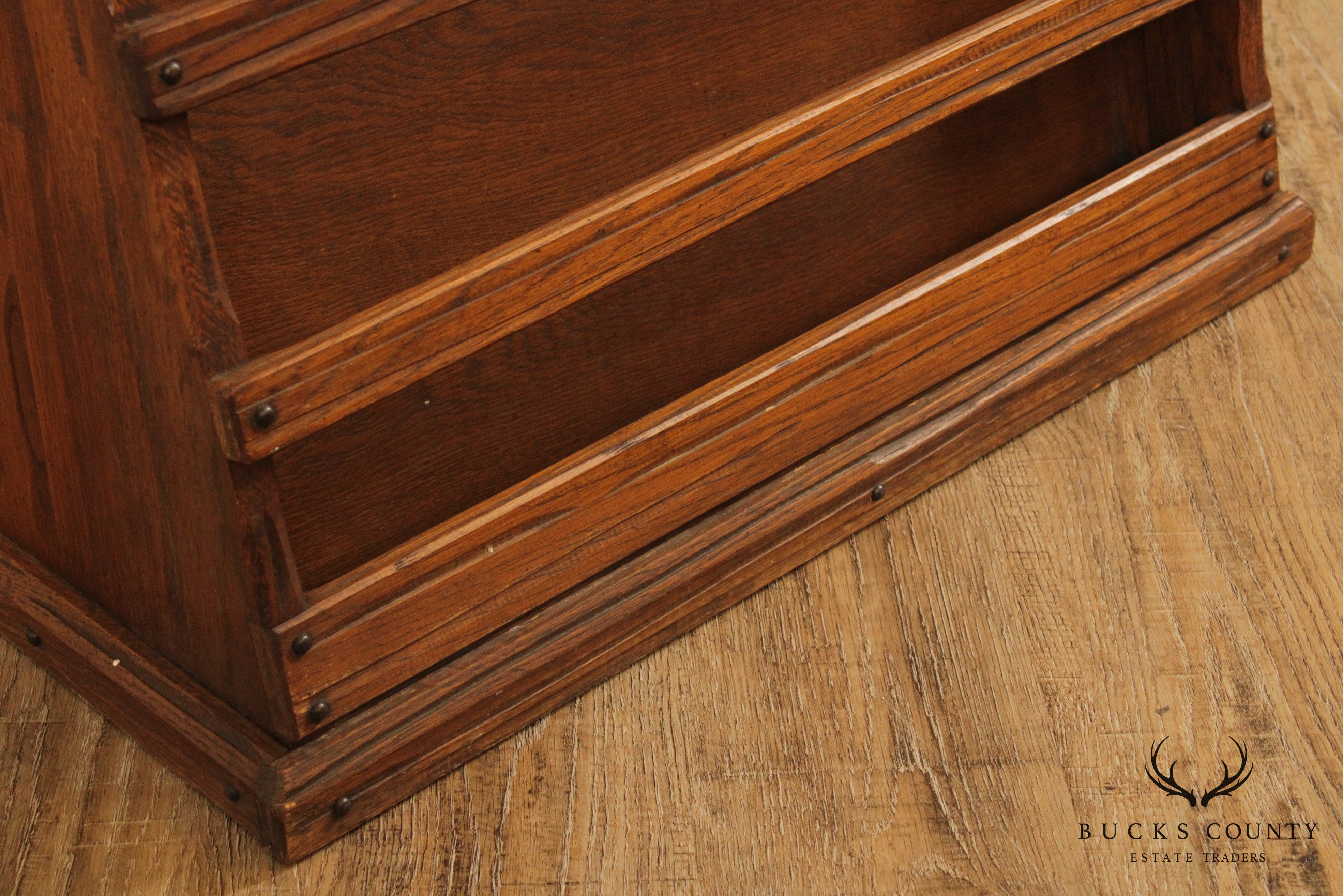 Brandt Ranch Oak Vintage Magazine Stand