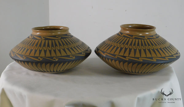 Gloria Hernandez Pottery Southwestern Indian Mexican Pair Pillow Pot Vases
