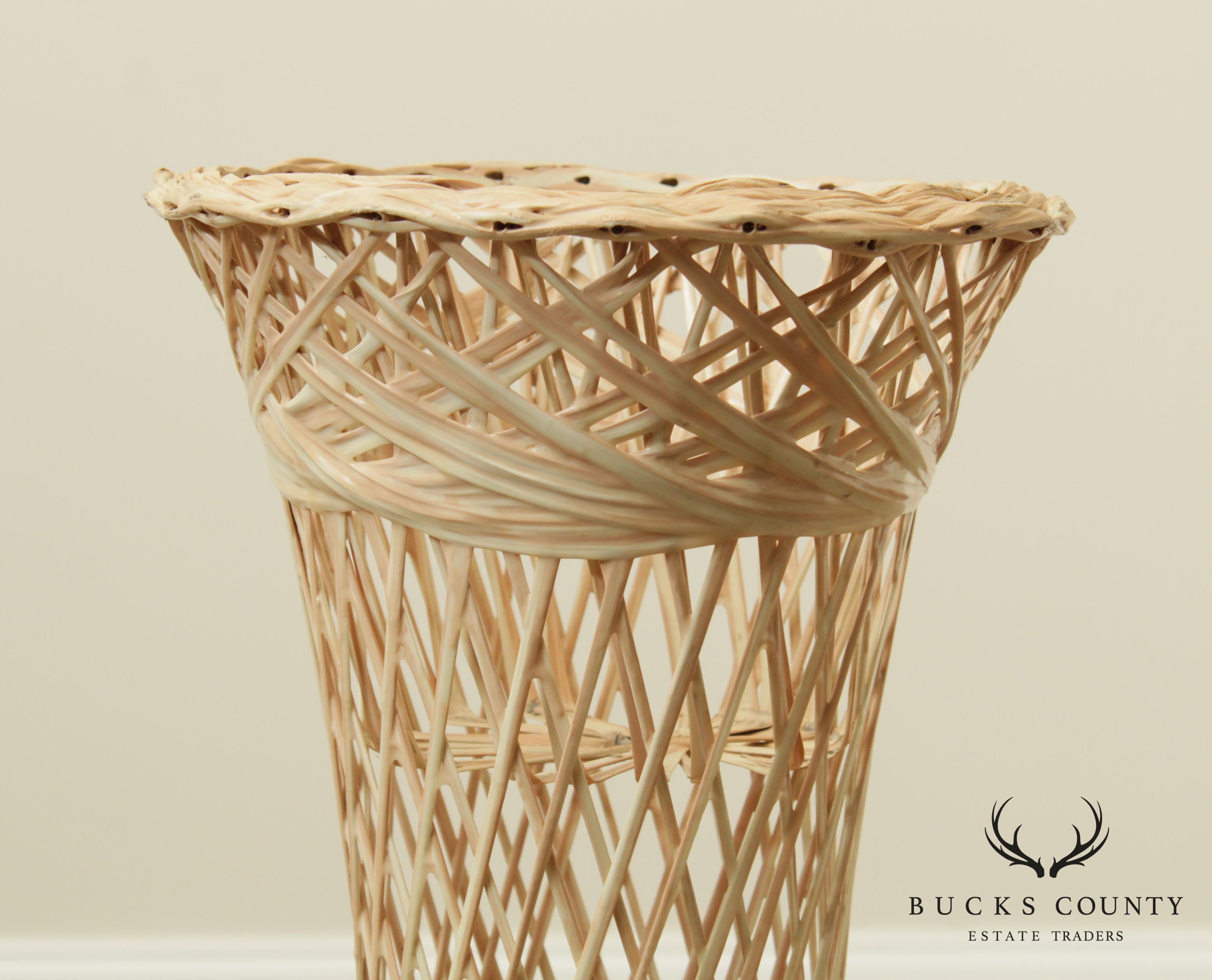 Russell Woodard Vintage Spun Fiberglass Planter
