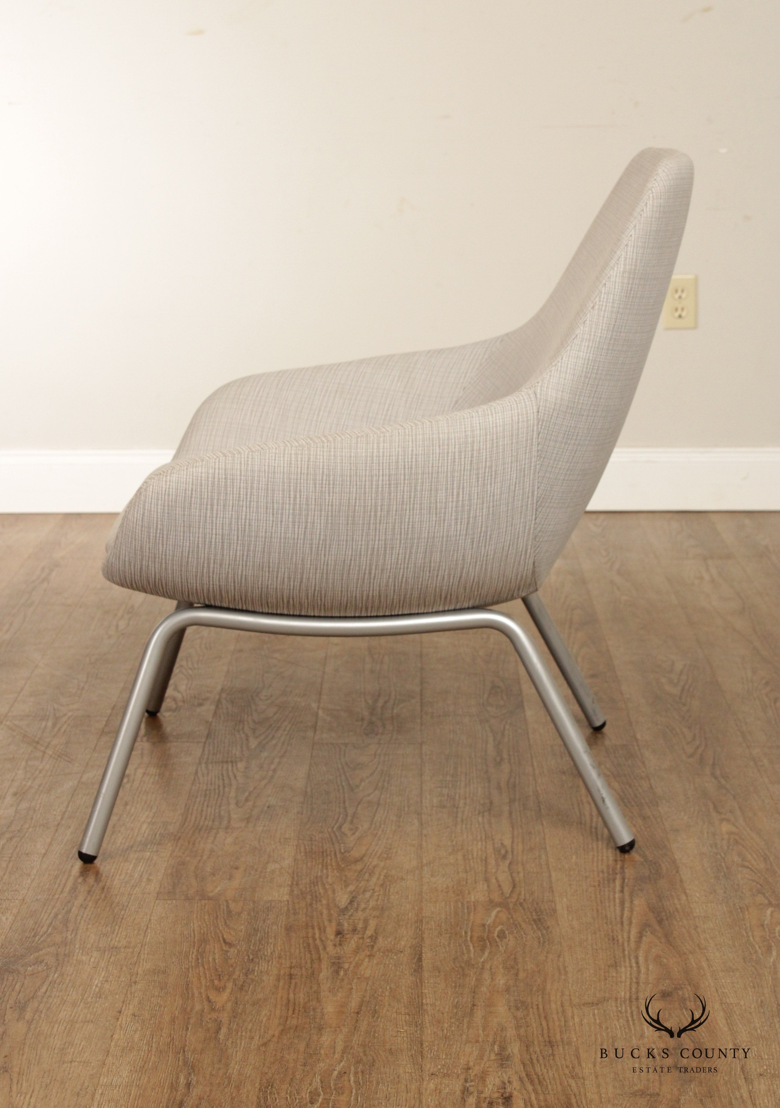 9 to 5 Seating Mid Century Modern Style Pair of 'Lilly' Lounge Chairs