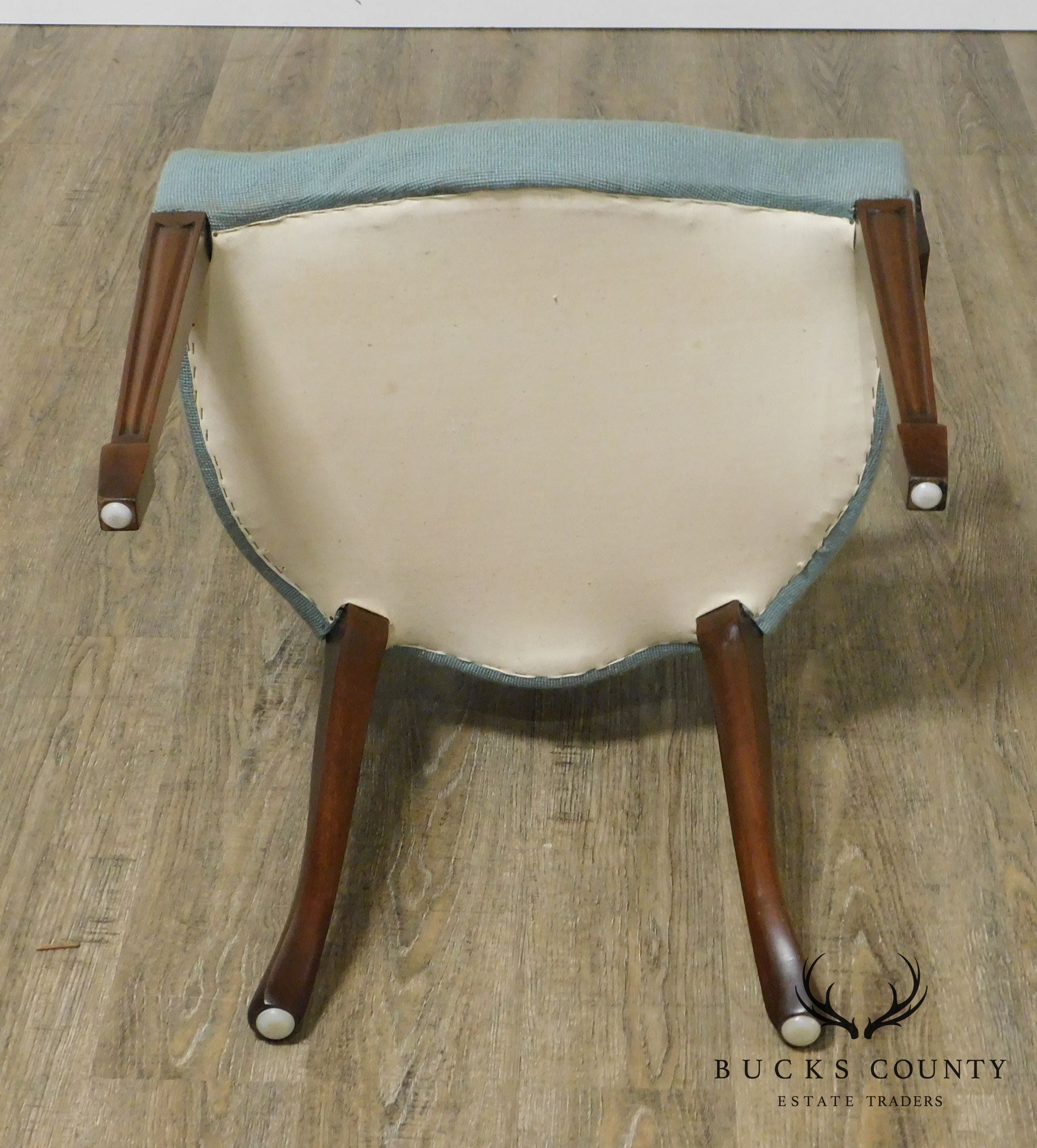 Hepplewhite Style Vintage Custom Quality Mahogany Armchair
